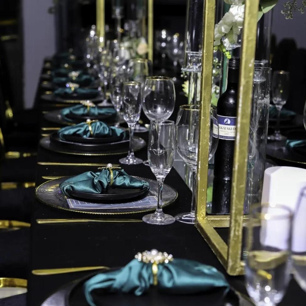 Bryanston Drive Elegant Guesthouse & Boardroom Facilities