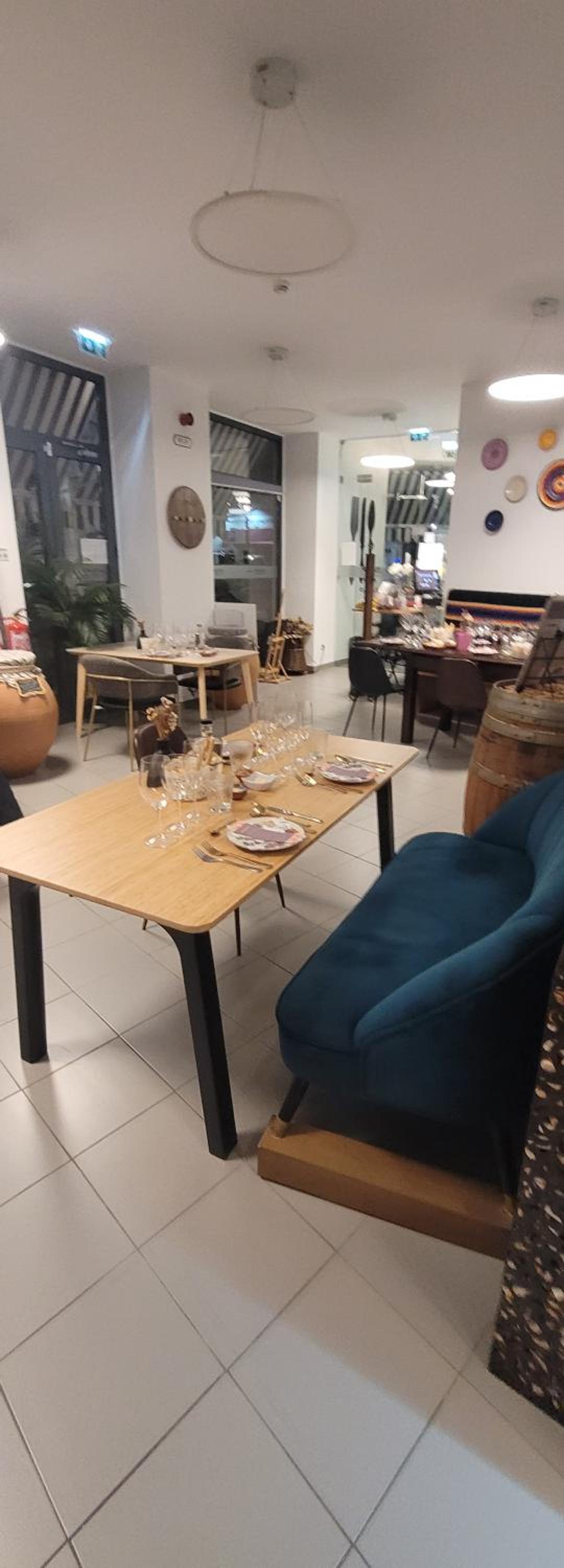 dining