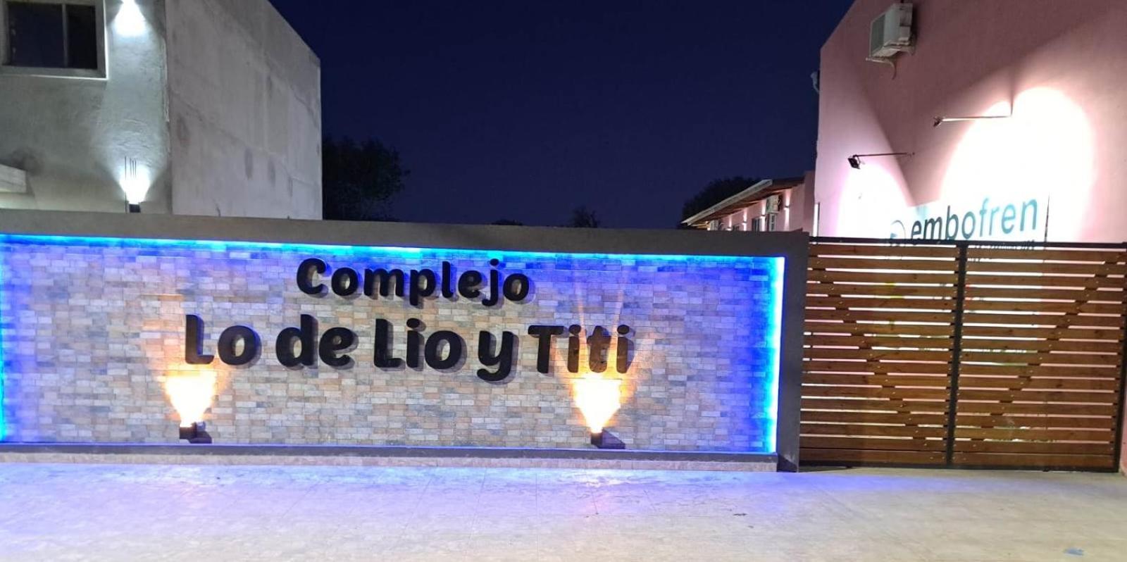 lo de lio y titi V
