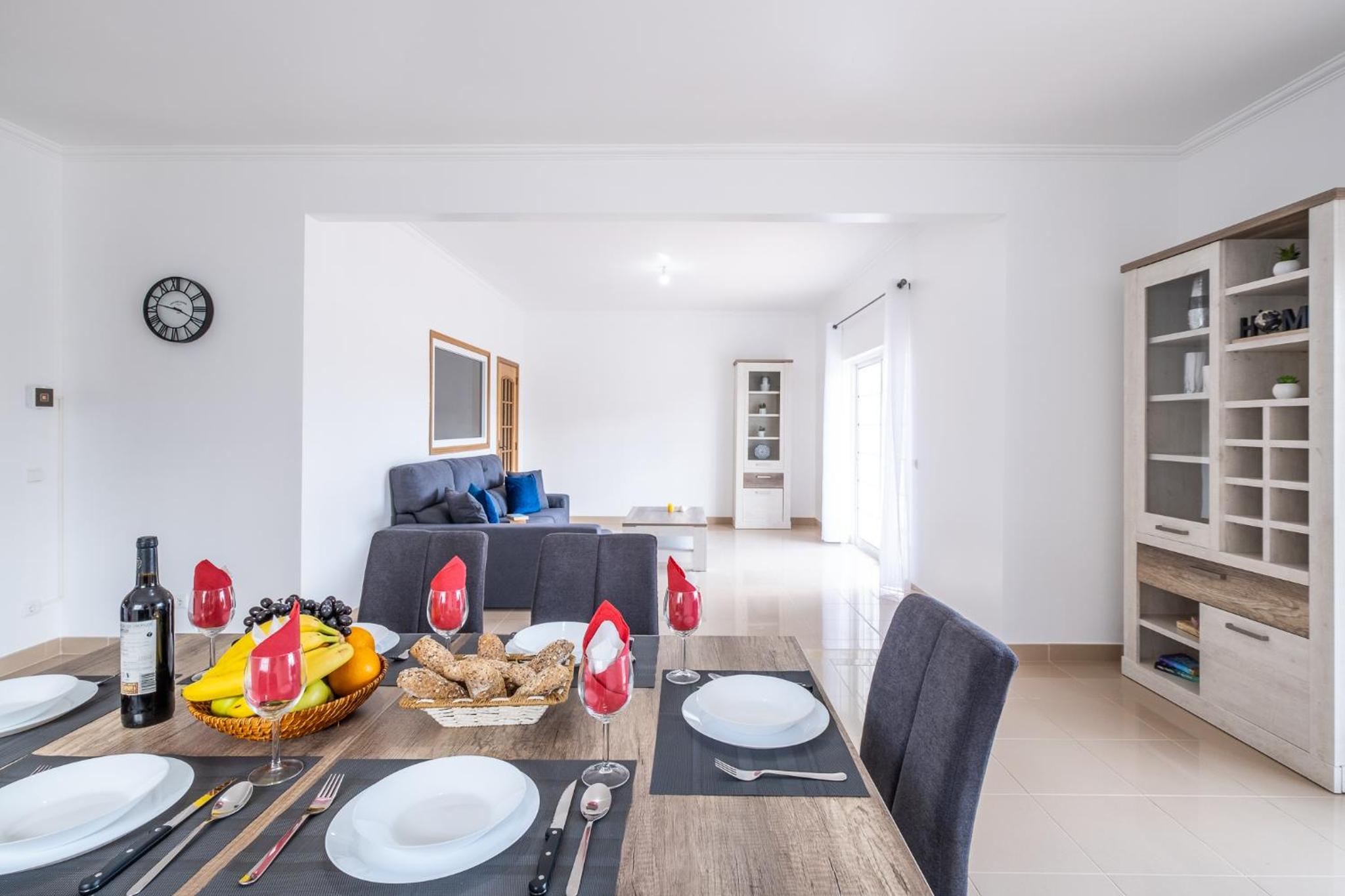 Villa Bahia - Moradia com piscina de água salgada em Albufeira