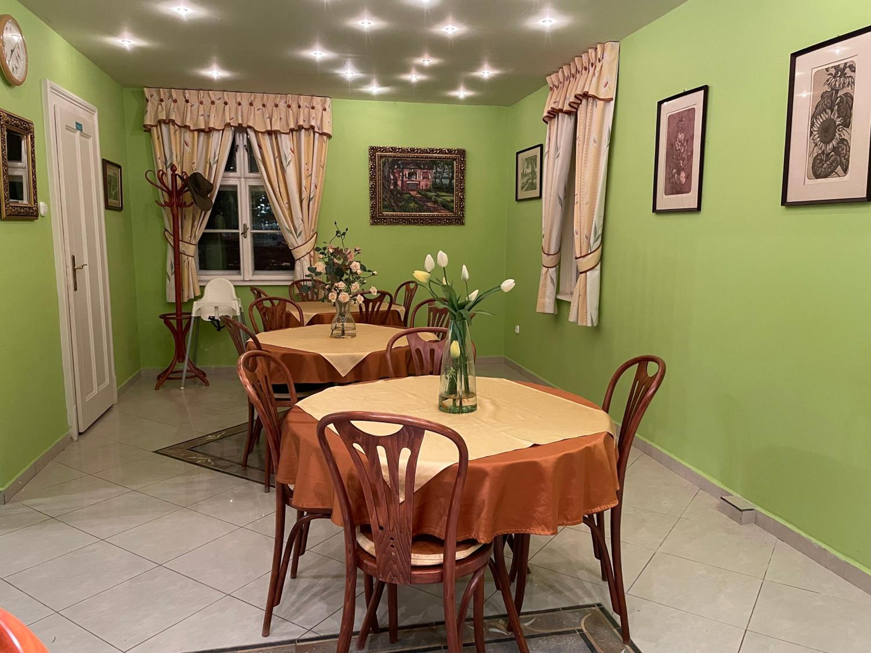 Party Villa Holiday Rent Balatonfoldvar view 2