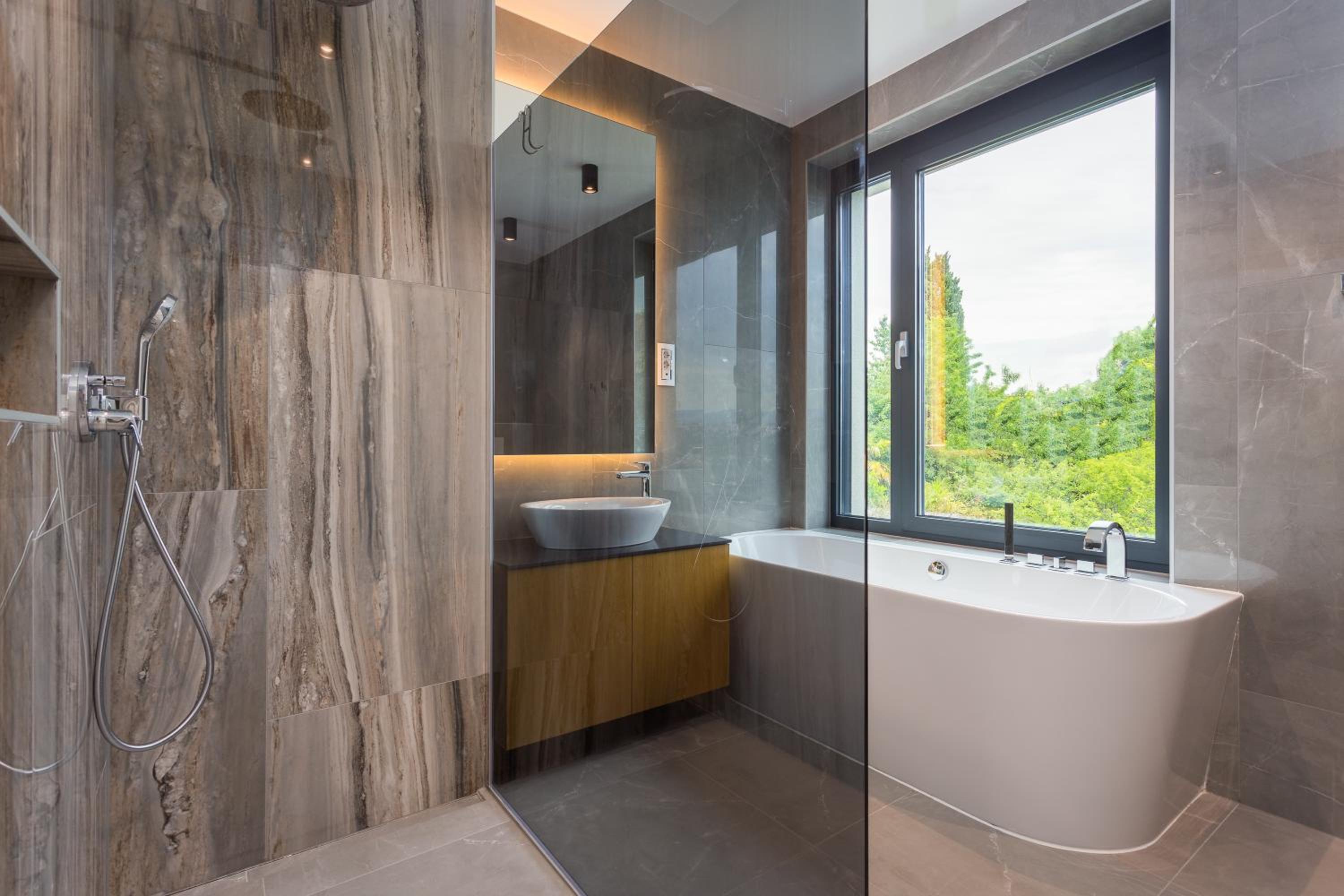 Villa Titanium