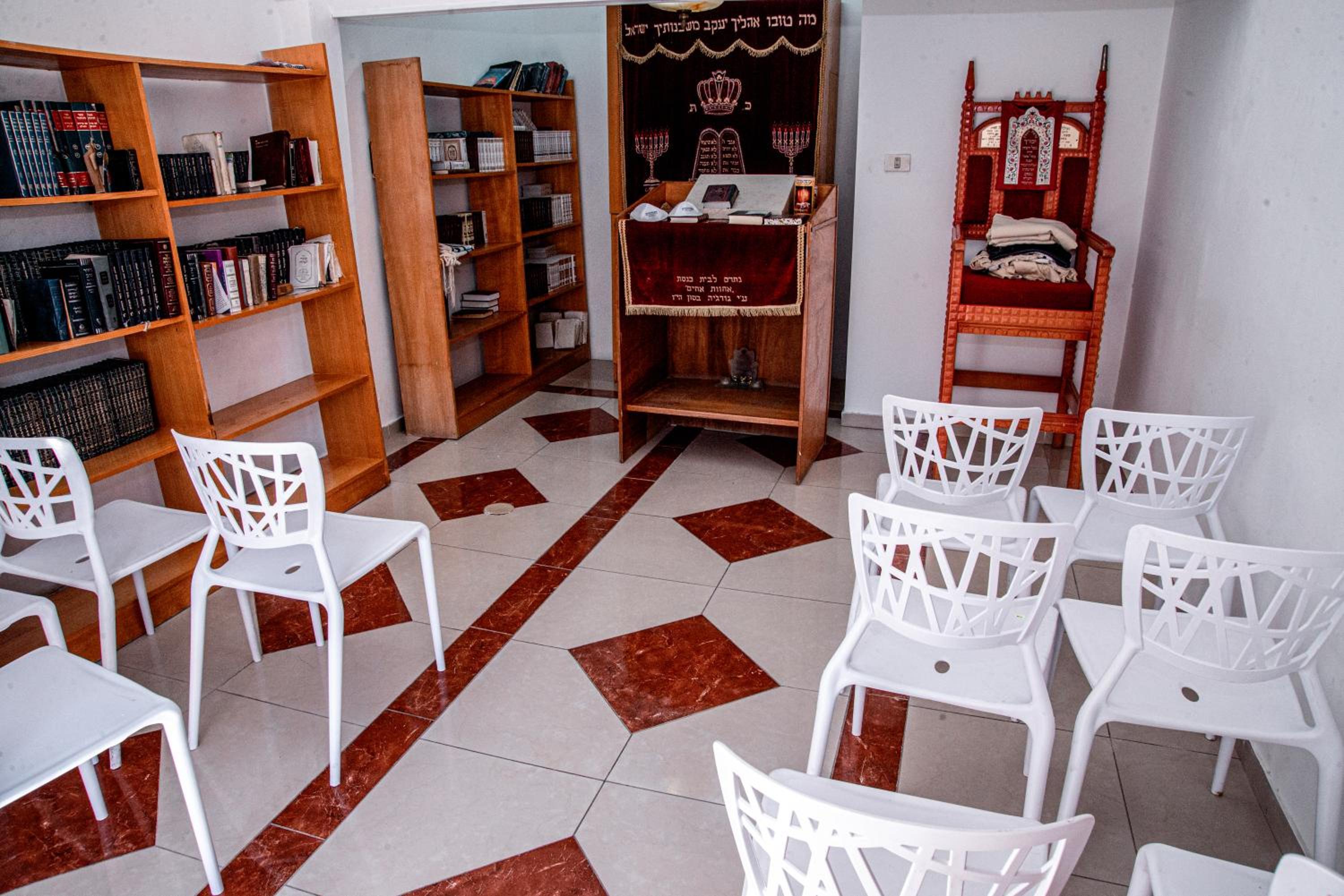 Hotel Maman