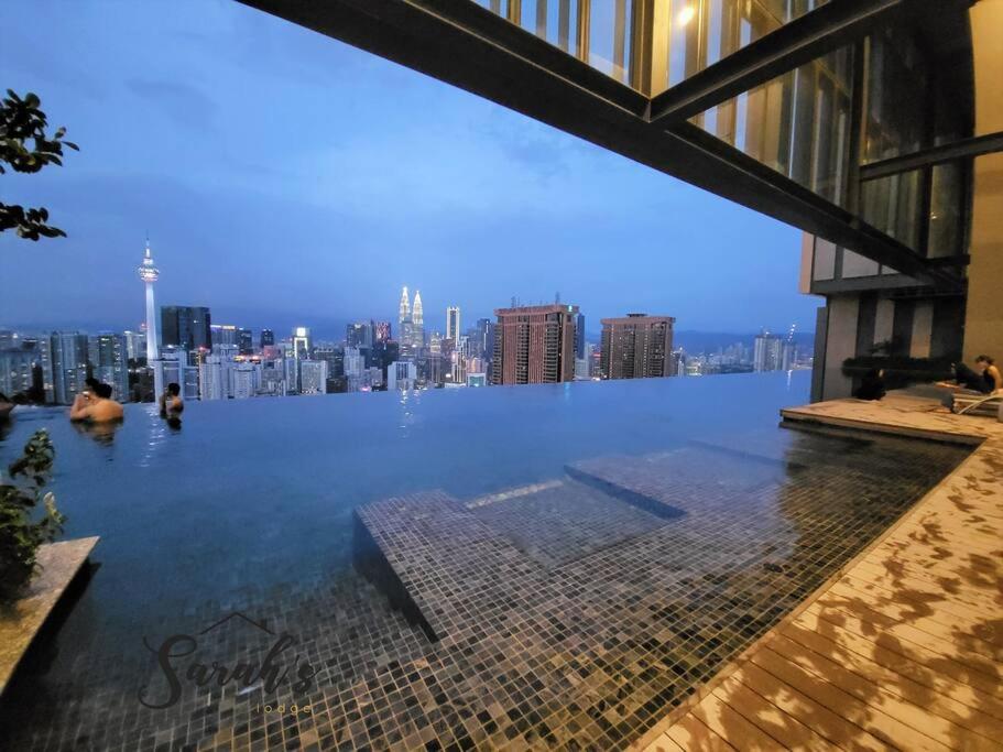 Lucentia Residence World Class Facilities Apartment Infinity Pool Stunning View