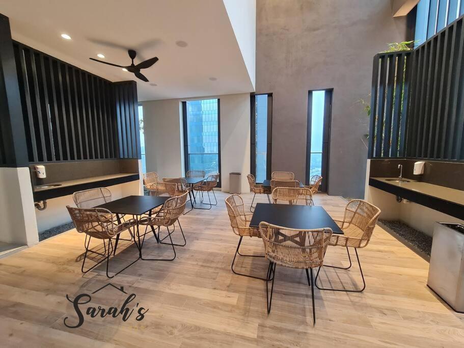 Lucentia Residence World Class Facilities Apartment Infinity Pool Stunning View