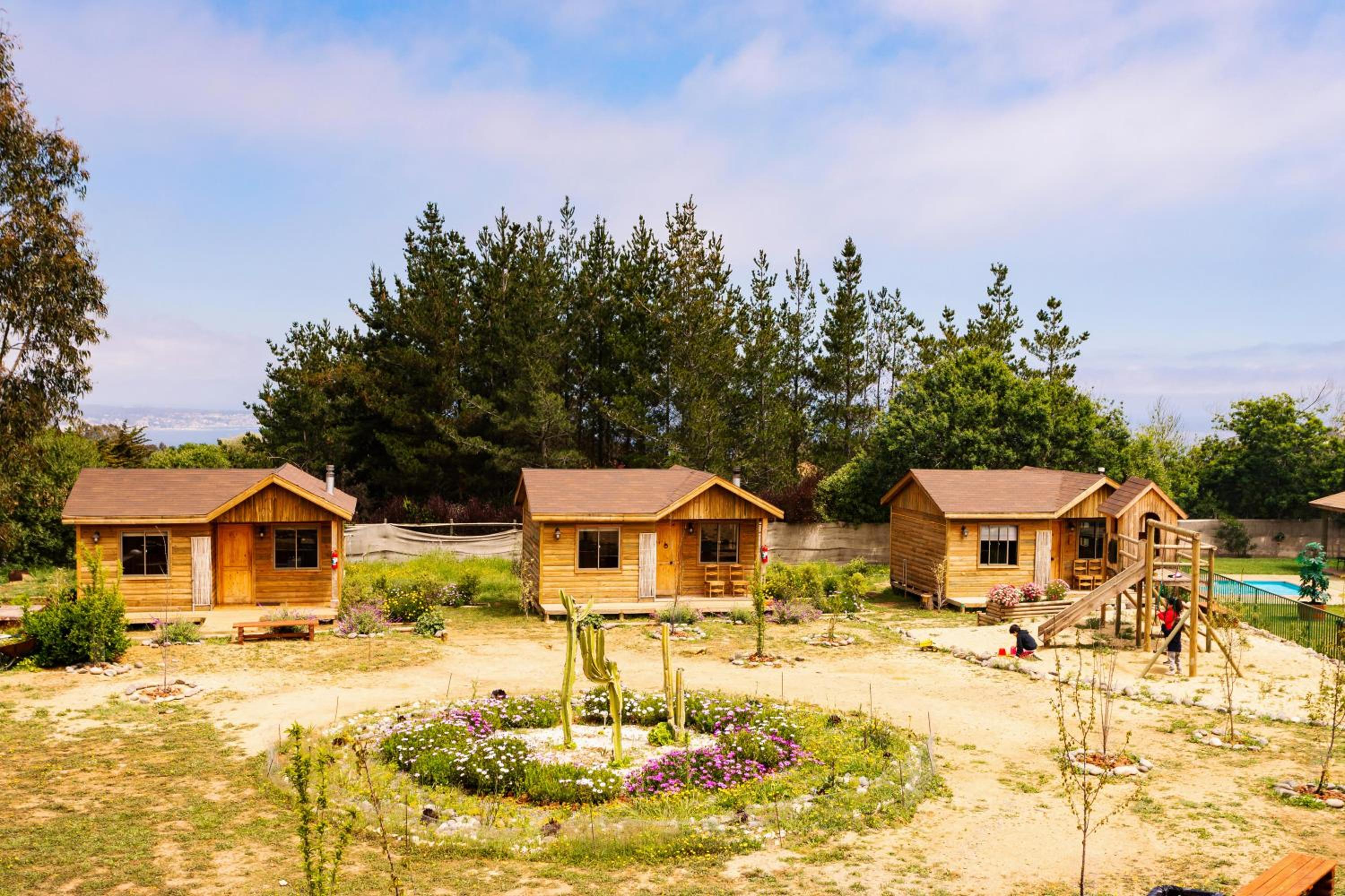 Cabaña en Tunquén con parrilla, fogón, piscina y bosque