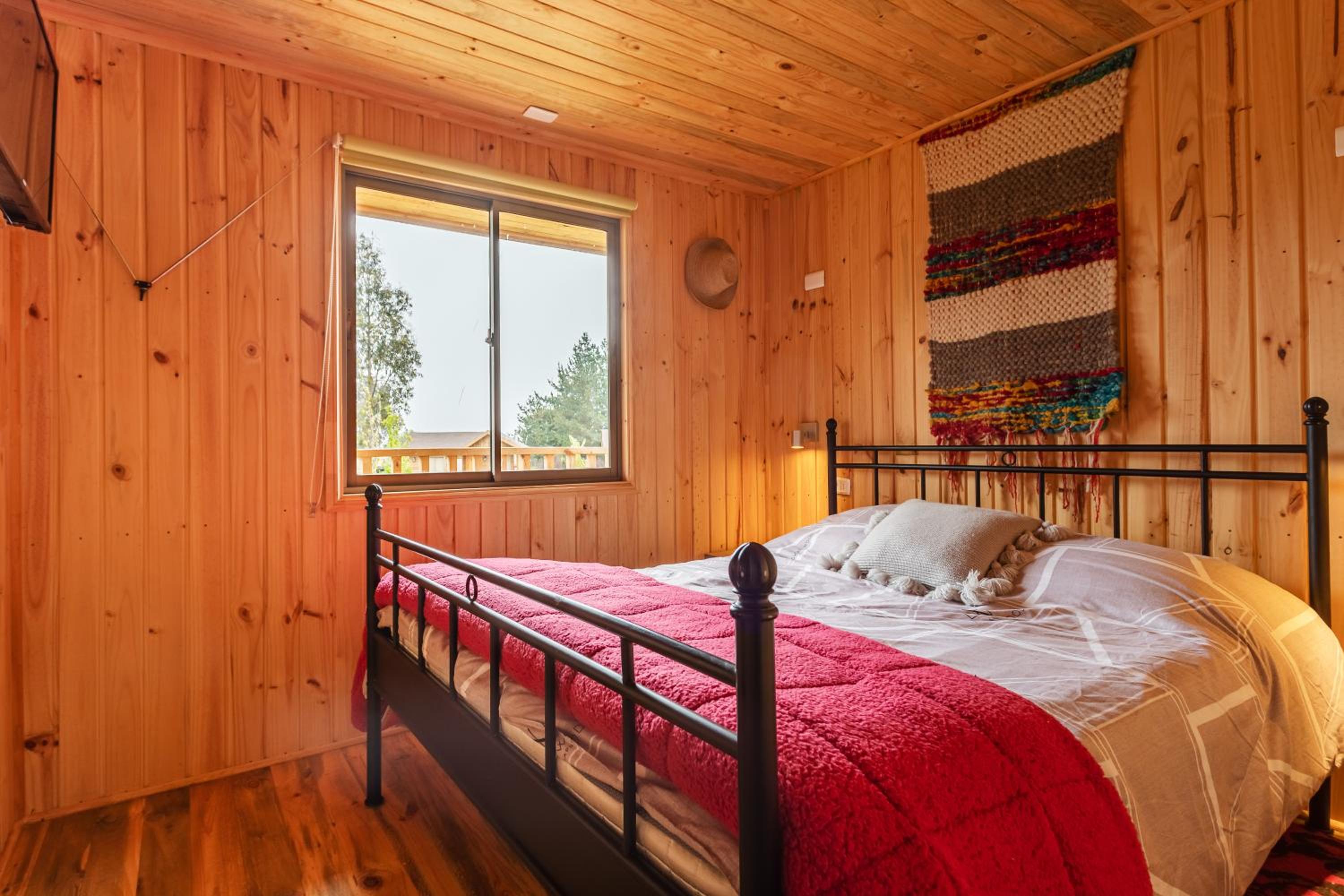 Cabaña en Tunquén con parrilla, fogón, piscina y bosque