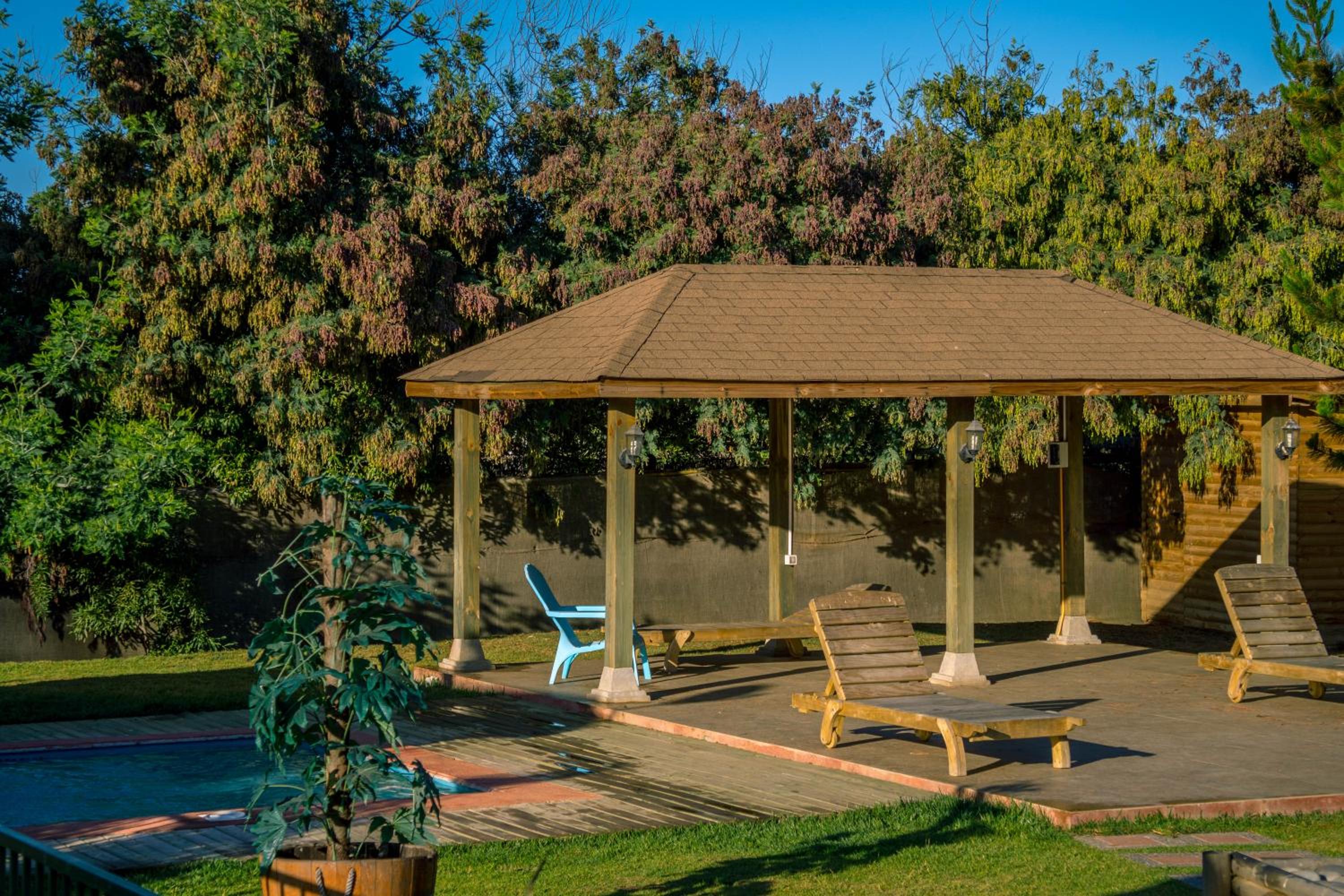Cabaña en Tunquén con parrilla, fogón, piscina y bosque