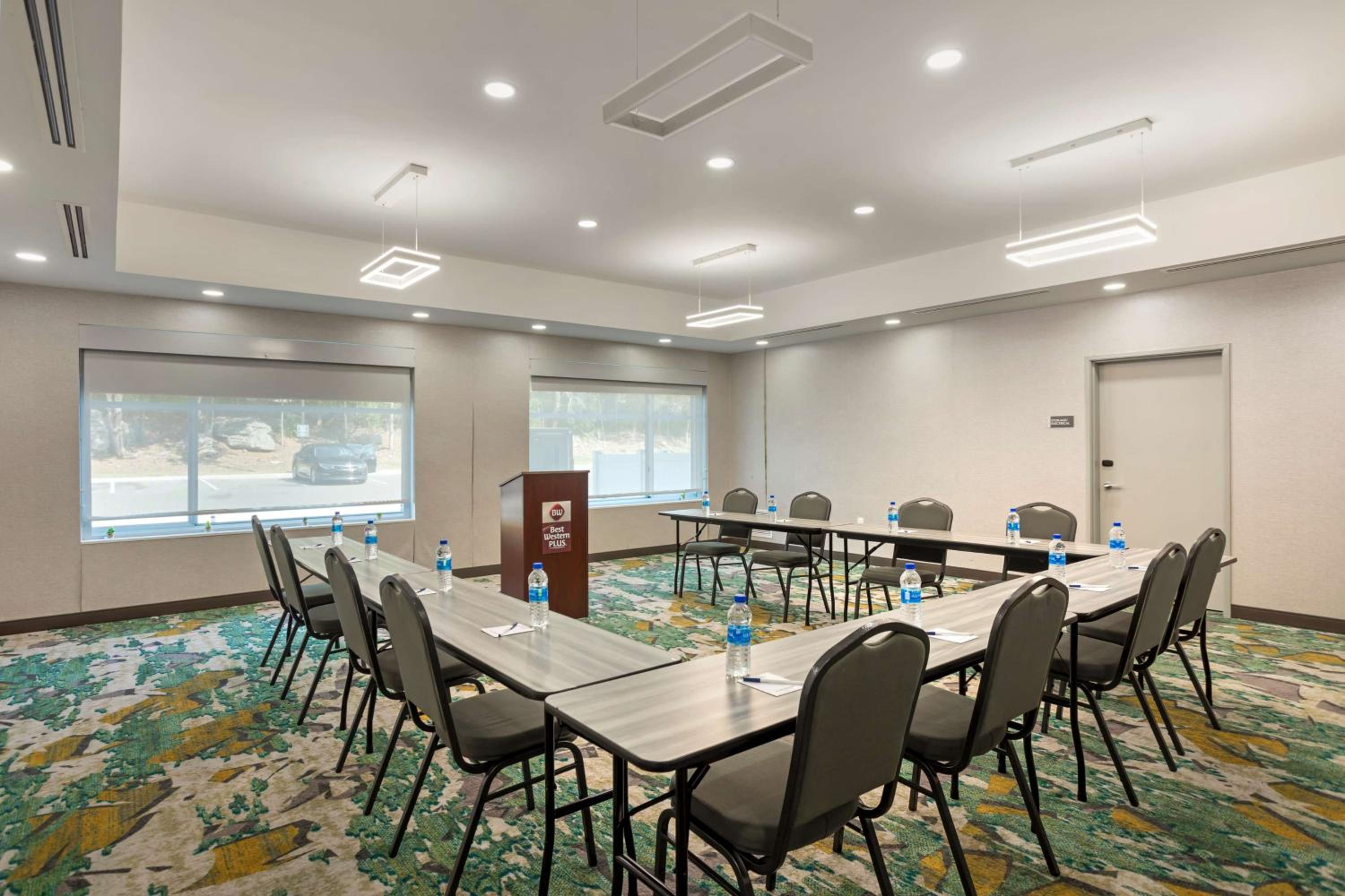 Best Western Plus Executive Residency Antioch Inn - Property Image 14