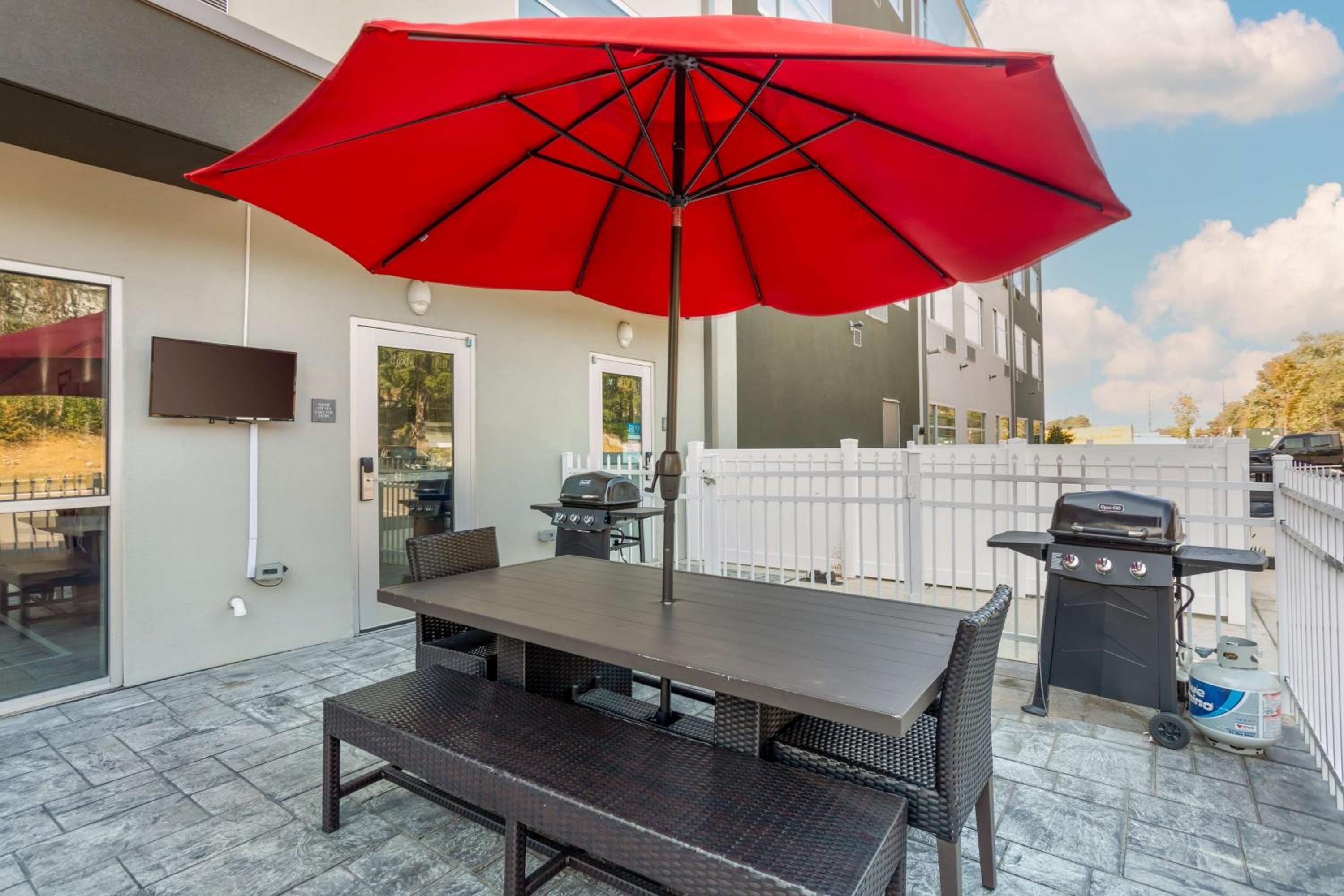 Best Western Plus Executive Residency Antioch Inn - Property Image 19