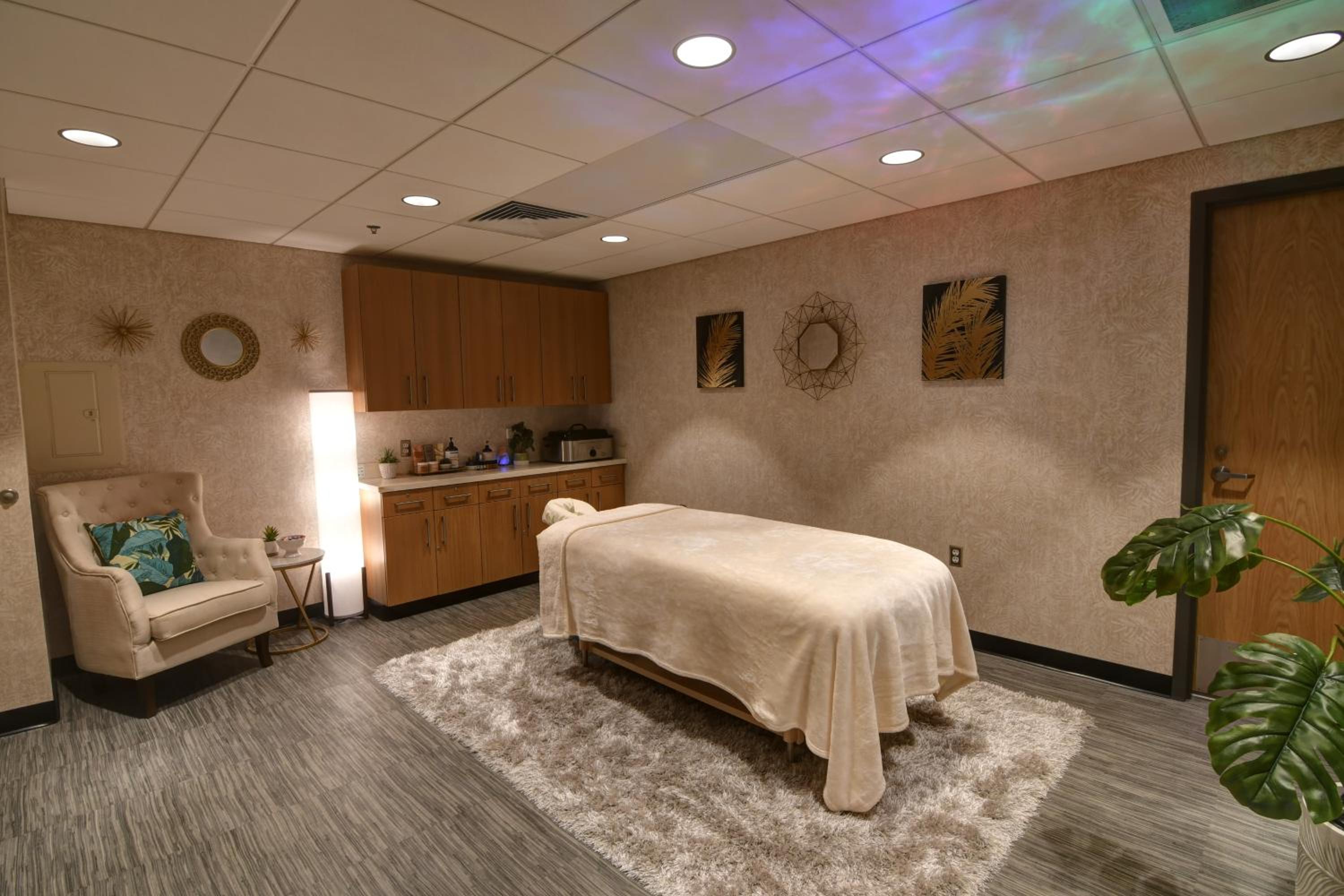 Oasis Hotel and Conv Center, an Ascend Collection Hotel