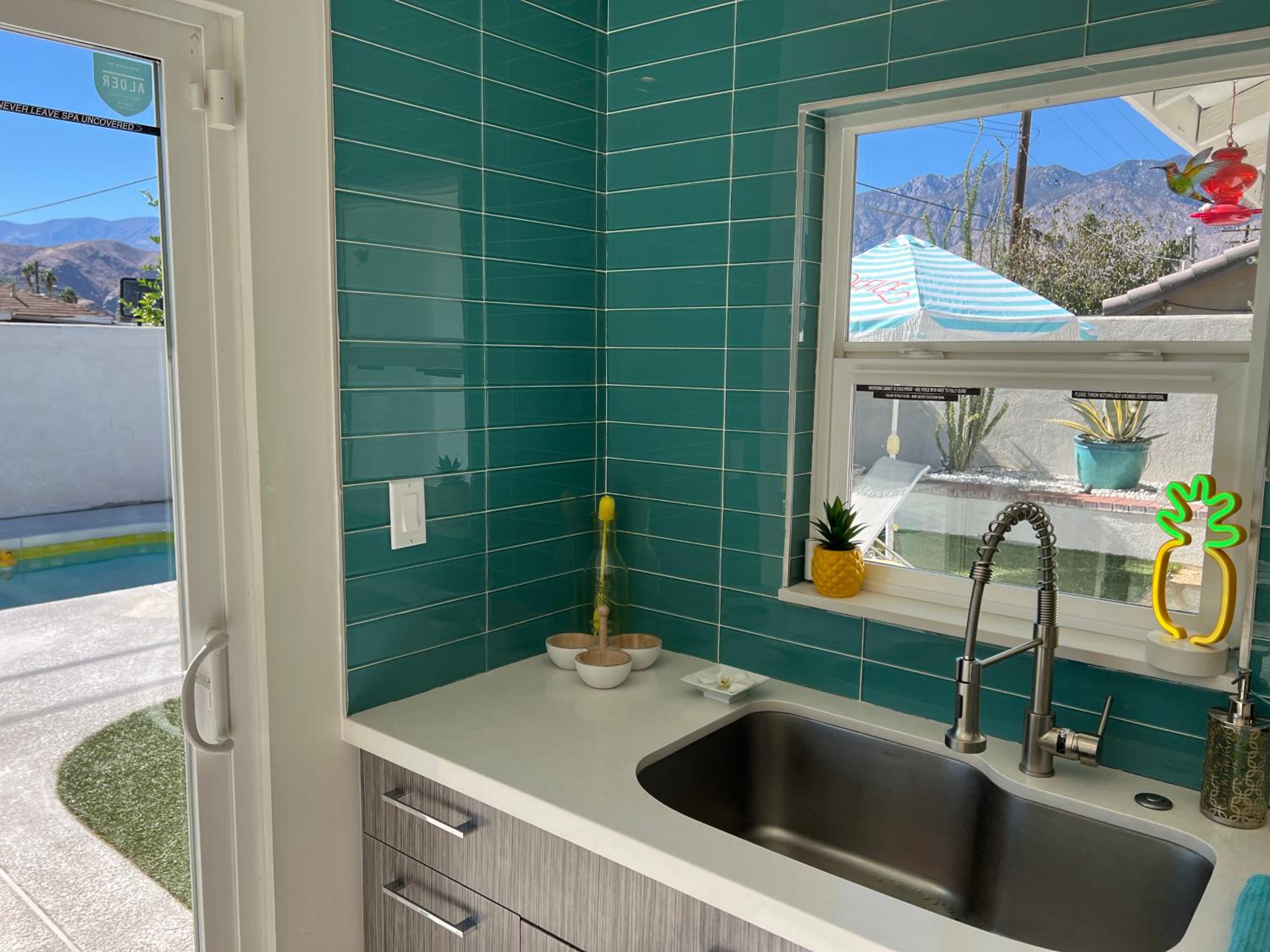 Palm Springs Vacations - Amarillo House - Luxury Home with Pool Spa - Property Image 32