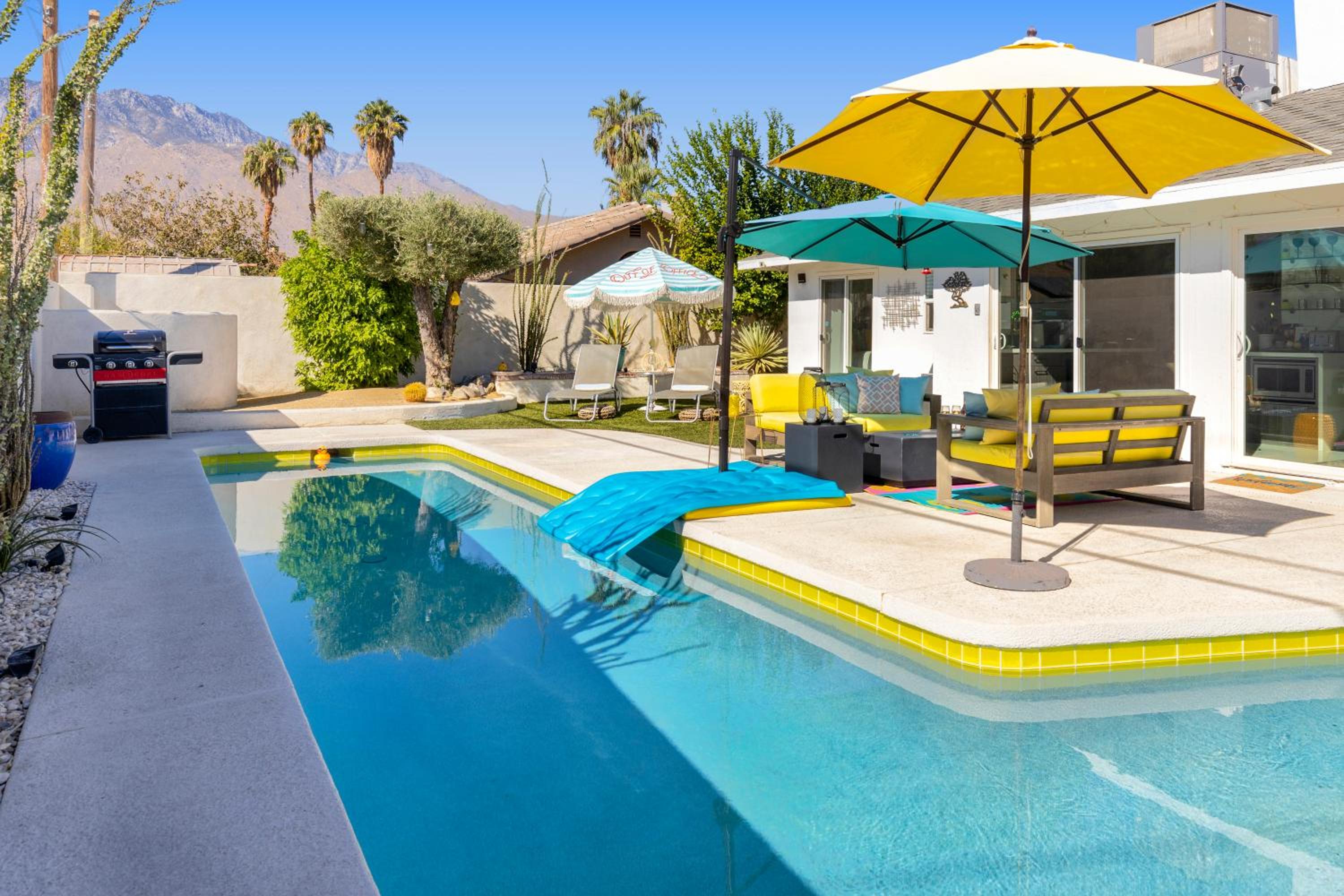 Palm Springs Vacations - Amarillo House - Luxury Home with Pool  Spa - Property Image 11