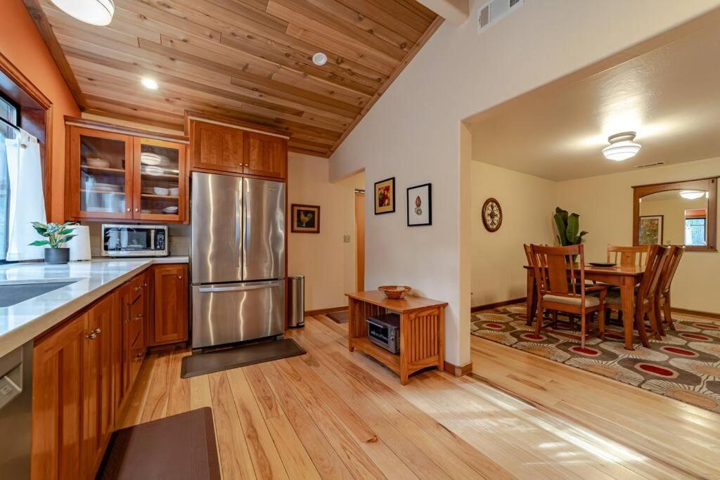 Lost Coast Cottage Petrolia view 2