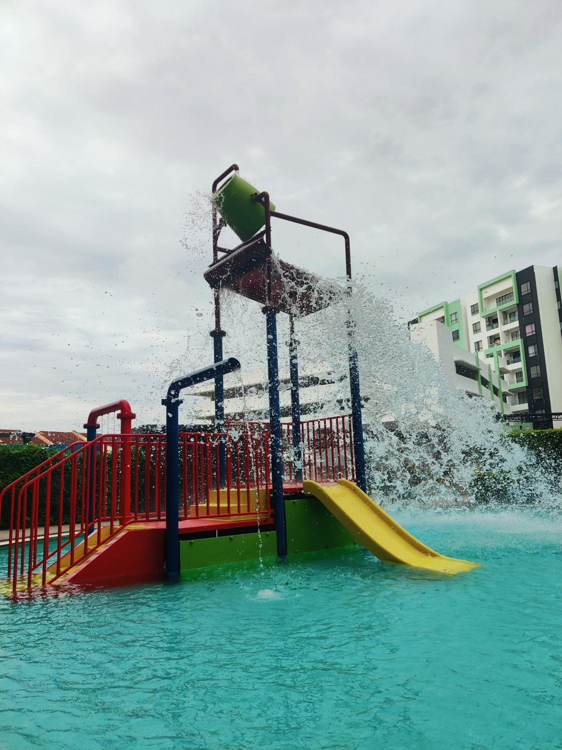 KT's Homestay- Corner Unit - Manhattan Ipoh Water Park- Station 18 photo 4