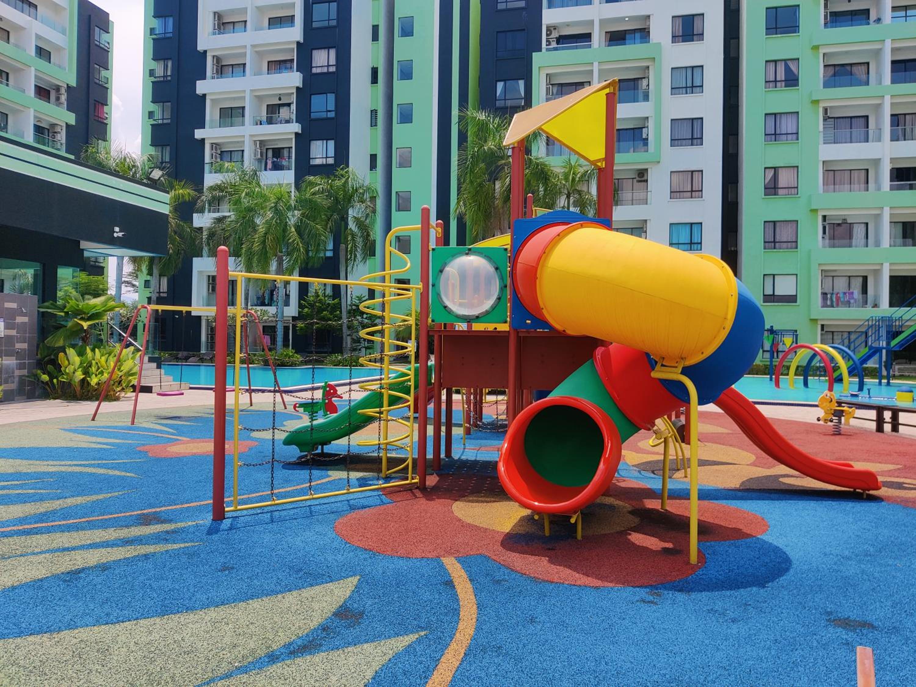 KT's Homestay- Corner Unit - Manhattan Ipoh Water Park- Station 18 photo 7