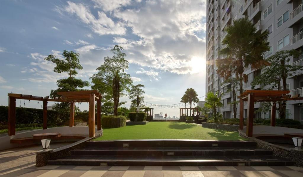 TripleQ Room 2BR Vidaview Apartment view 3
