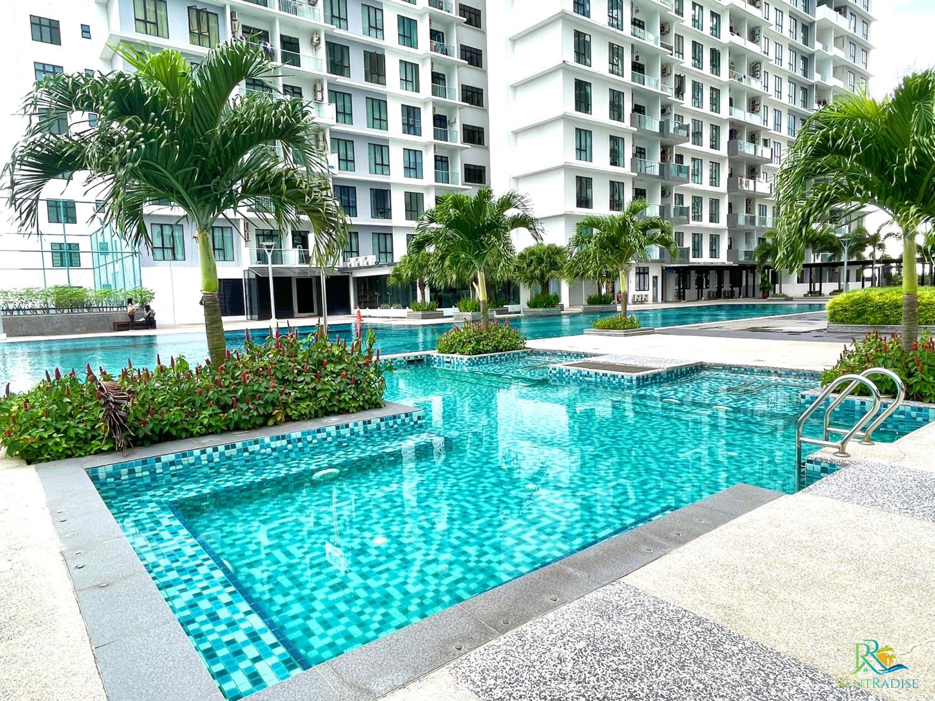 The Platino Skudai near Paradigm Mall by RR JBcity