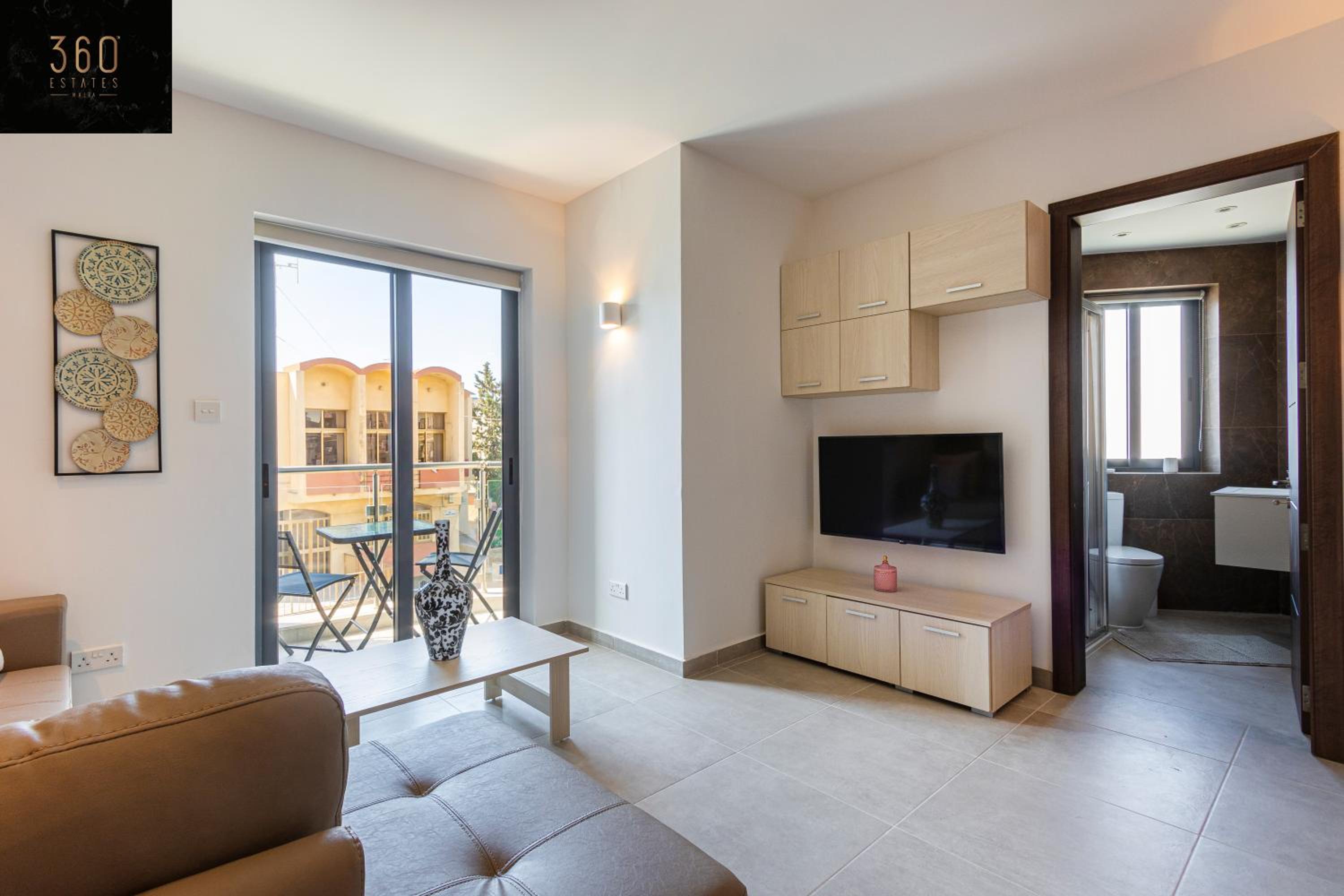 High-End central APT with comfy BED & Super WIFI by 360 Estates view 5