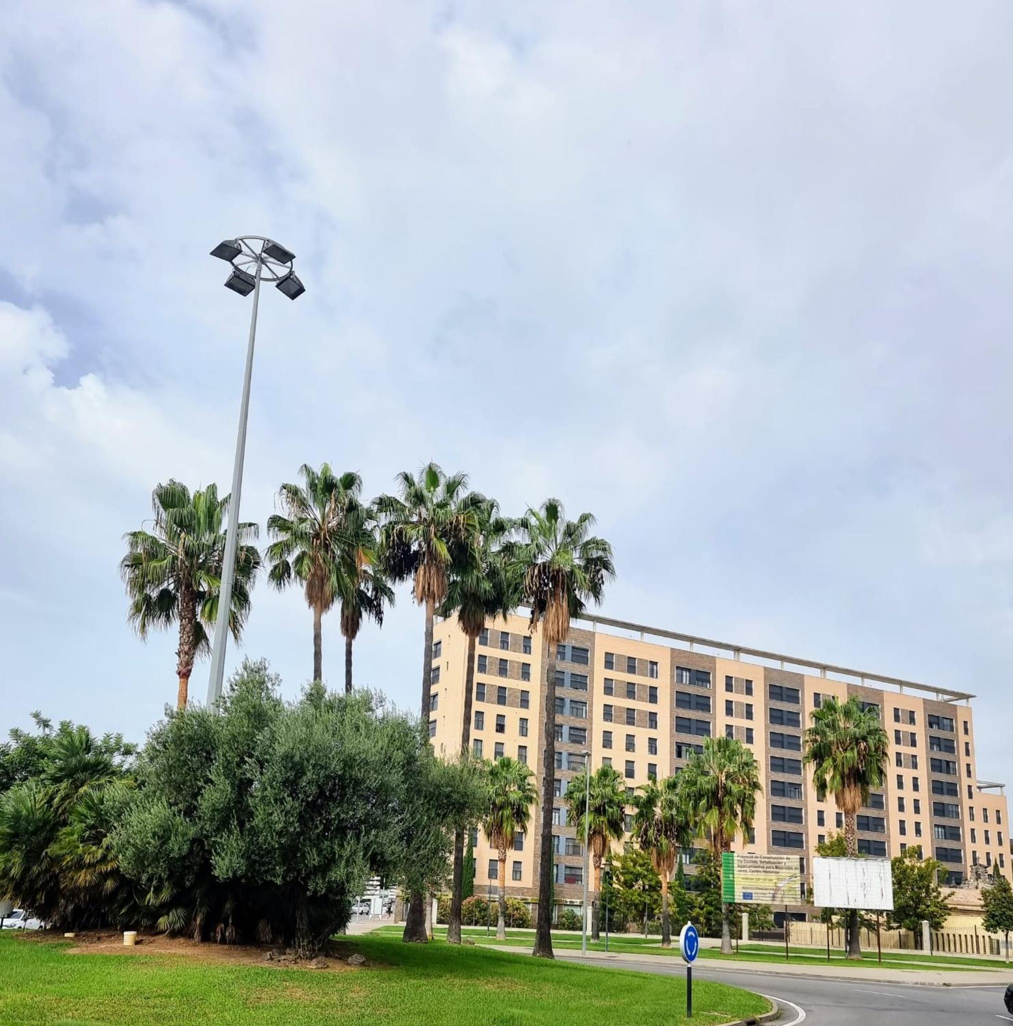 Alazán Jerez IV-Parking gratis-Wifi-Netflix