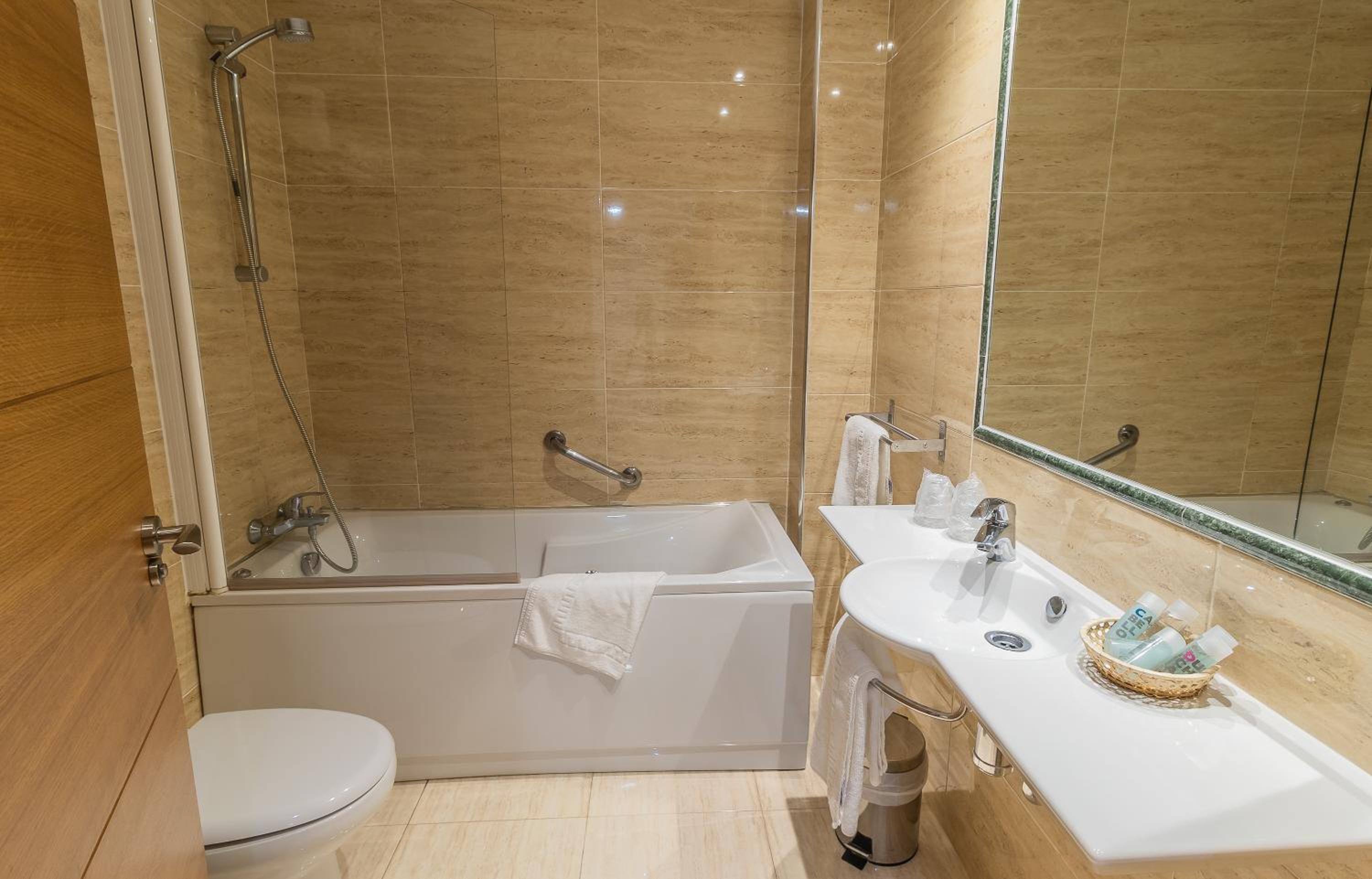 Apartamentos & casas rurales Santo Domingo de Silos