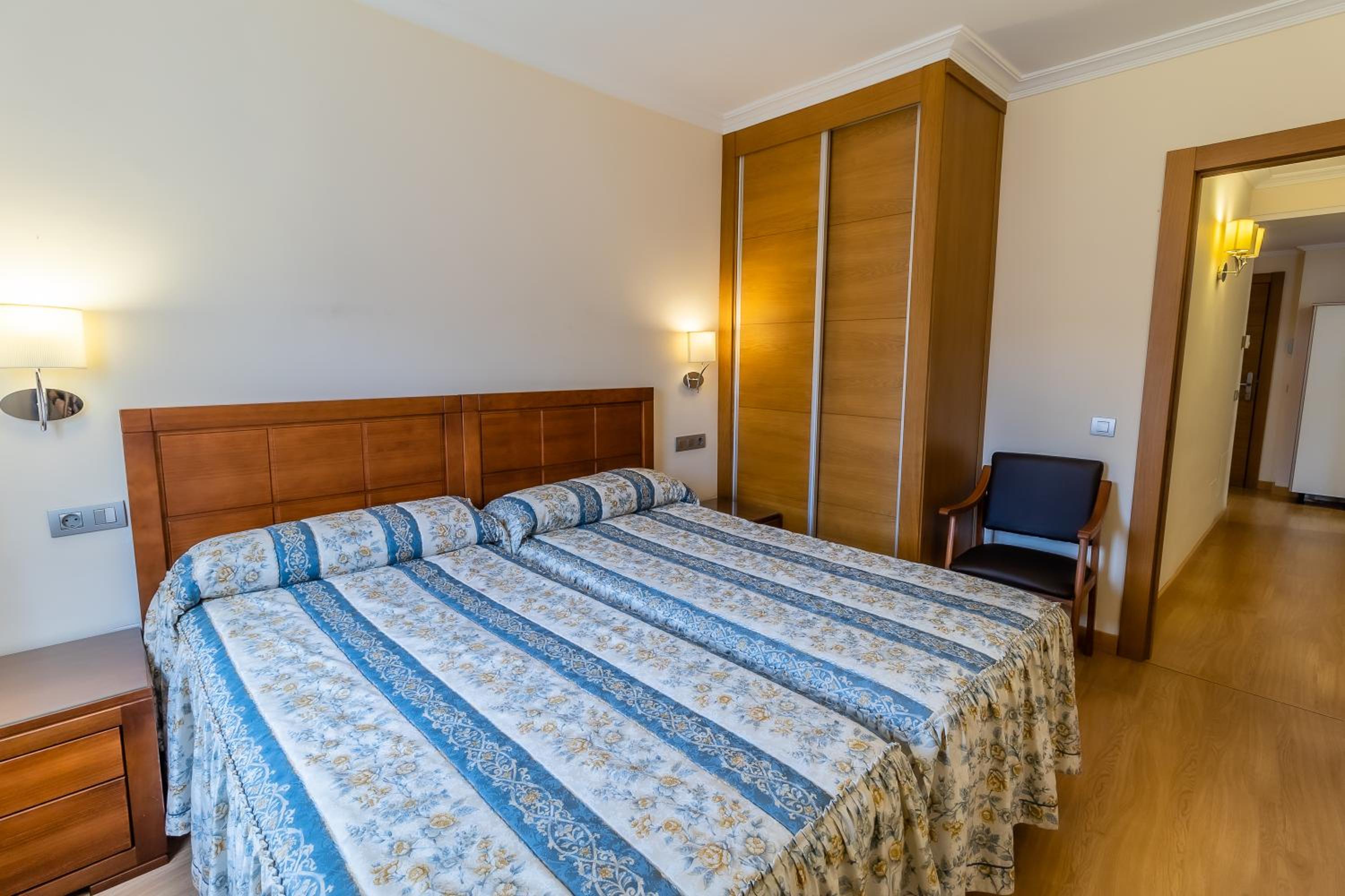 Apartamentos & casas rurales Santo Domingo de Silos