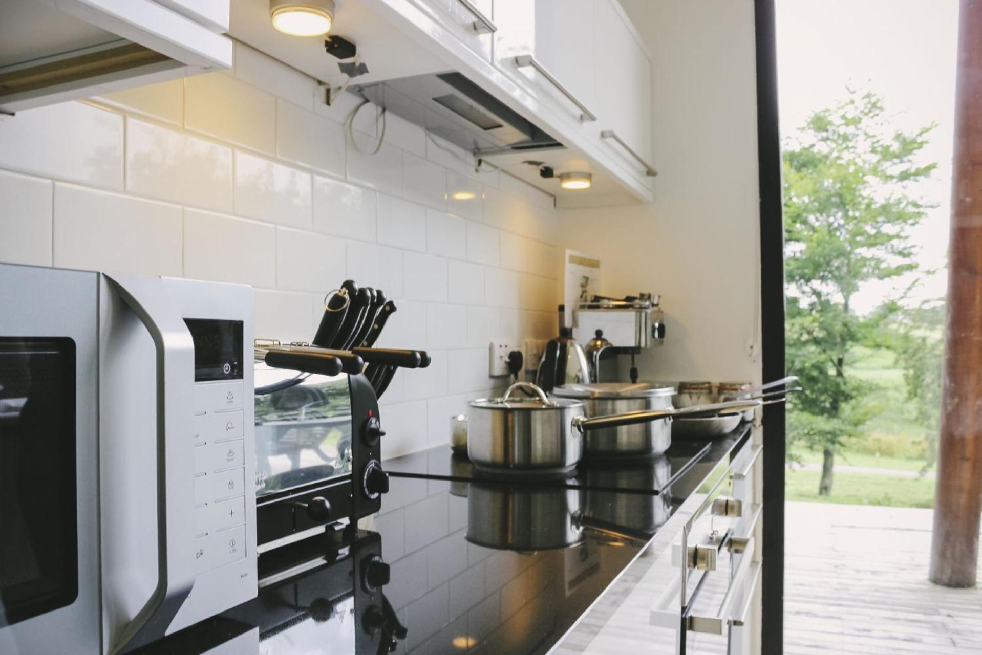 Yorkshire Dales Lodge 7 by Together Travel - 3-Bed Premium Ensuite Retreat view 2