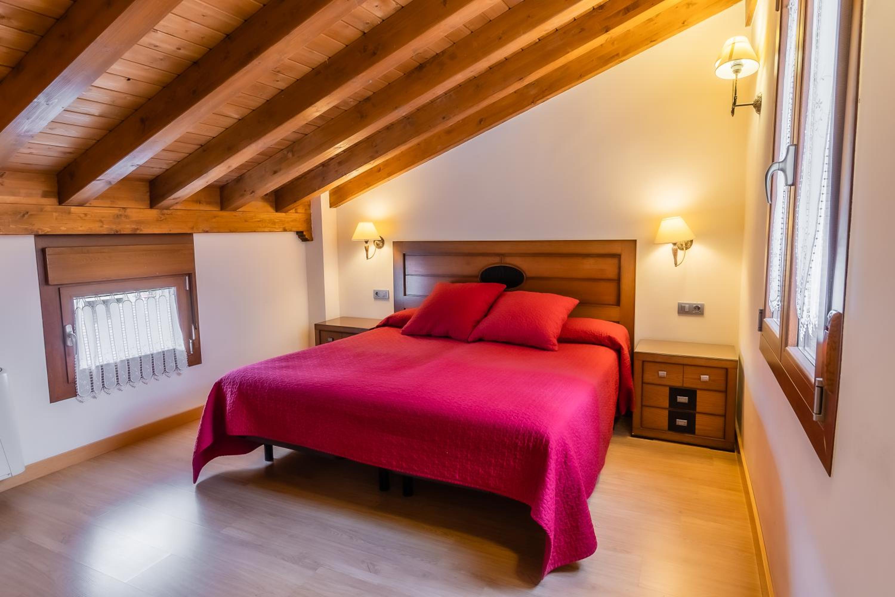 Apartamentos & casas rurales Santo Domingo de Silos