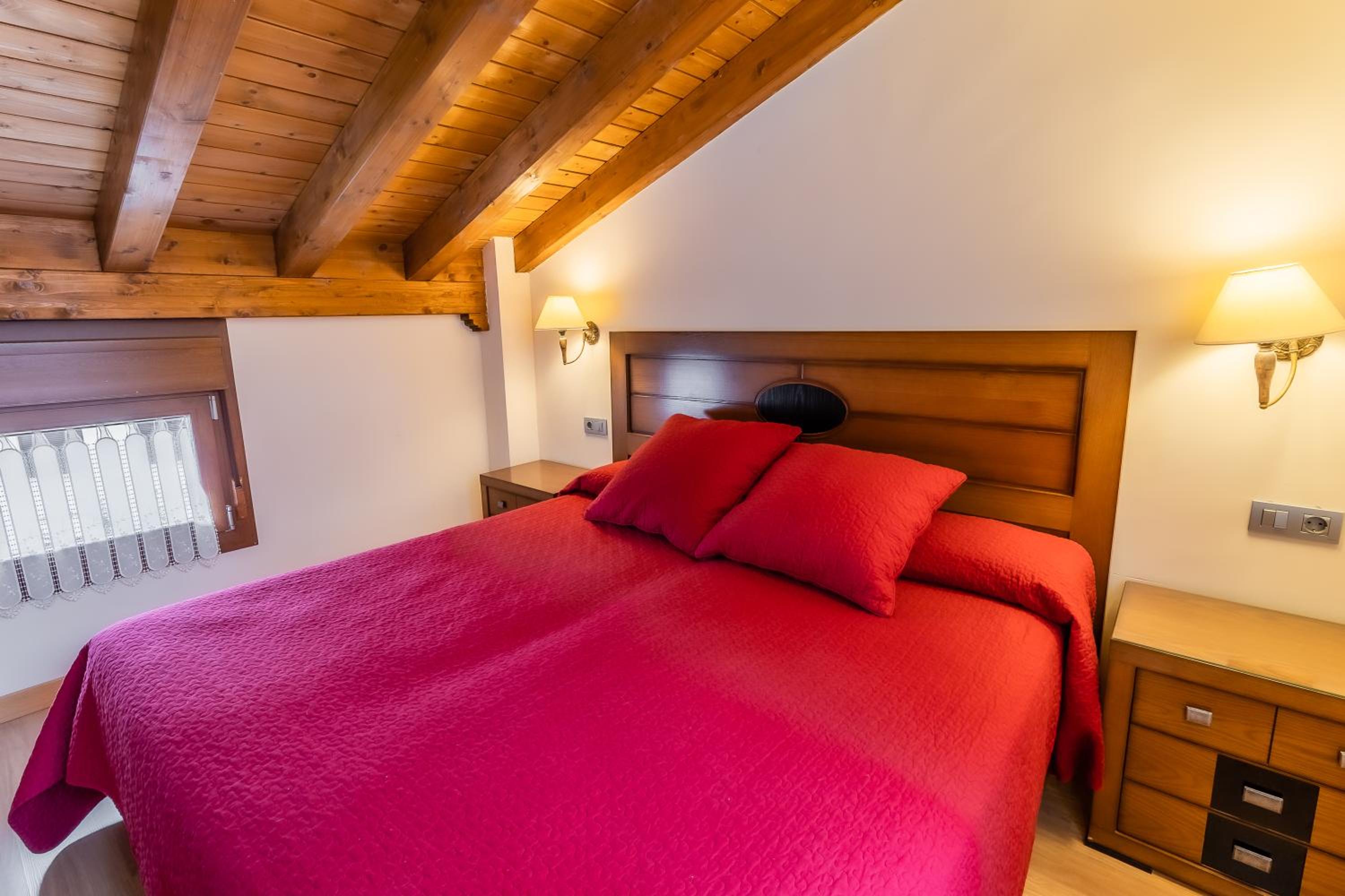 Apartamentos & casas rurales Santo Domingo de Silos