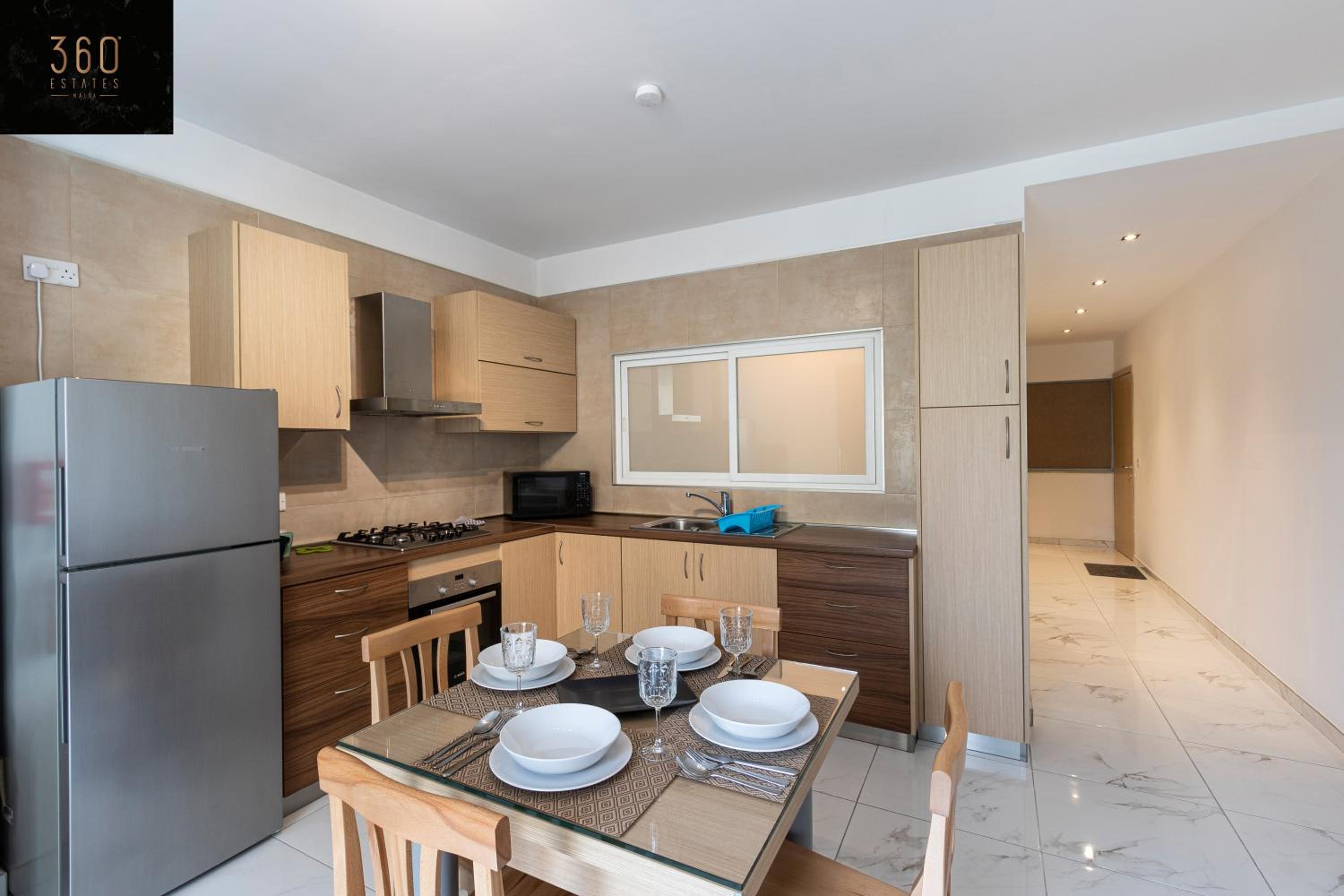 Amazing 1BR APT close to University and Hospital by 360 Estates view 3