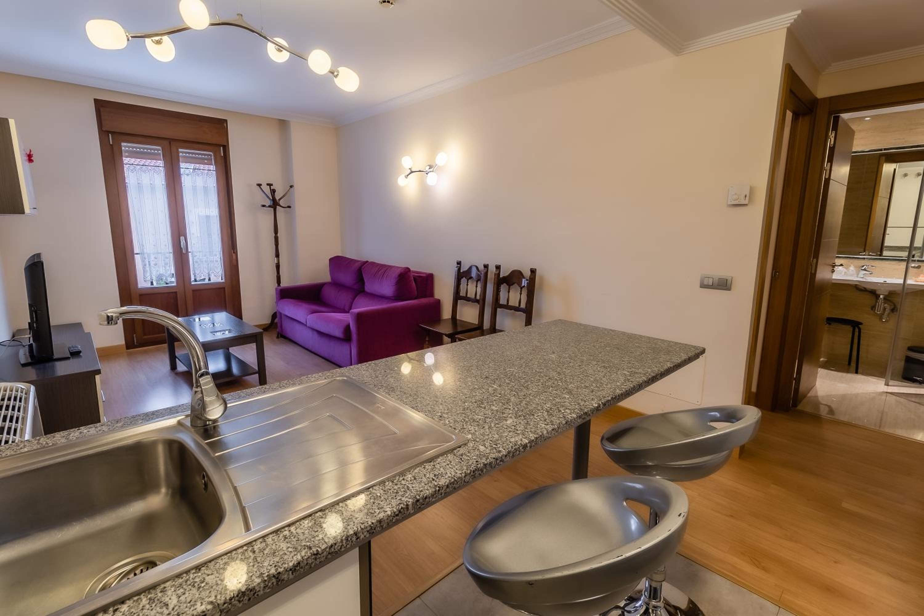 Apartamentos & casas rurales Santo Domingo de Silos