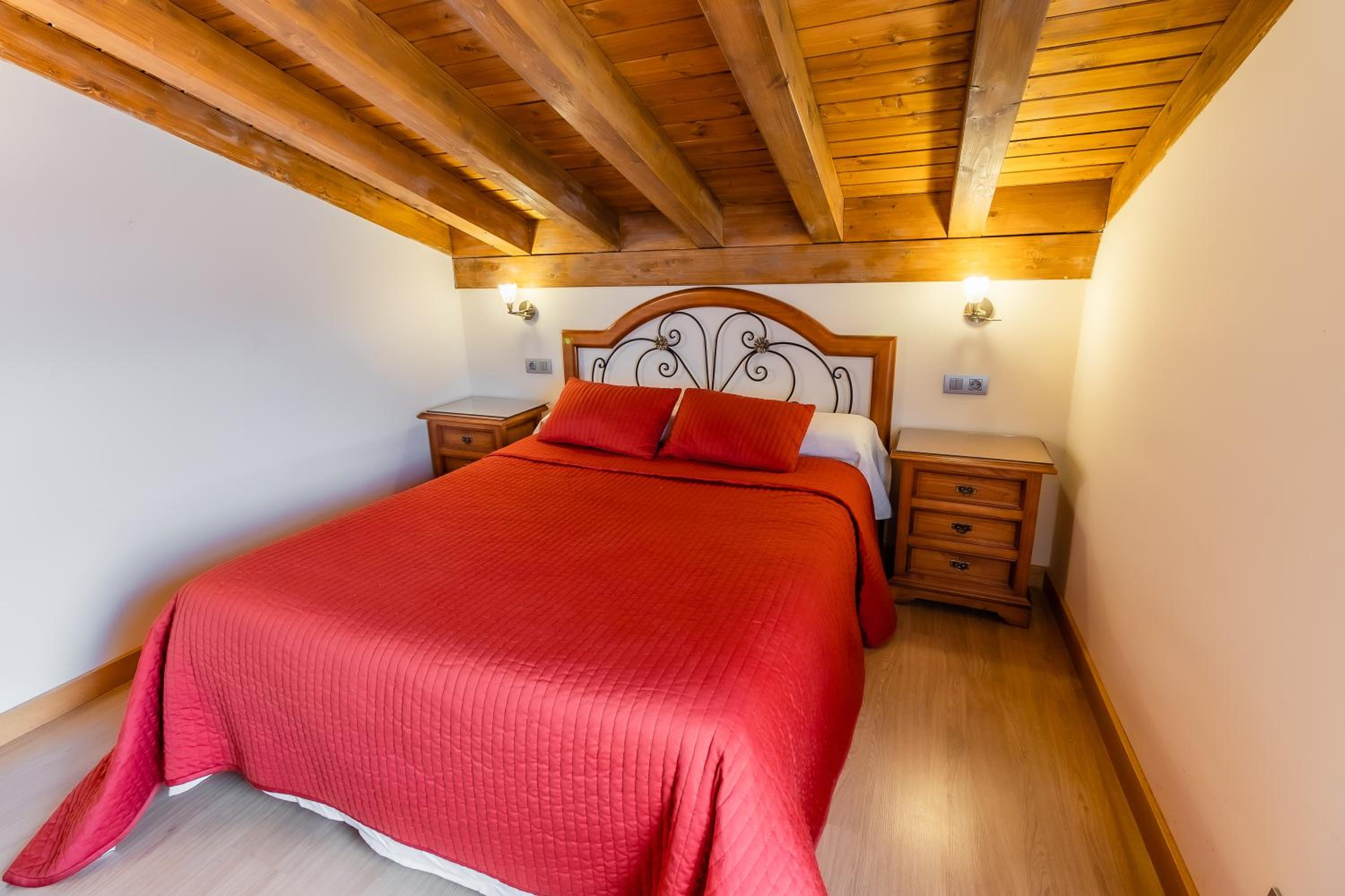 Apartamentos & casas rurales Santo Domingo de Silos