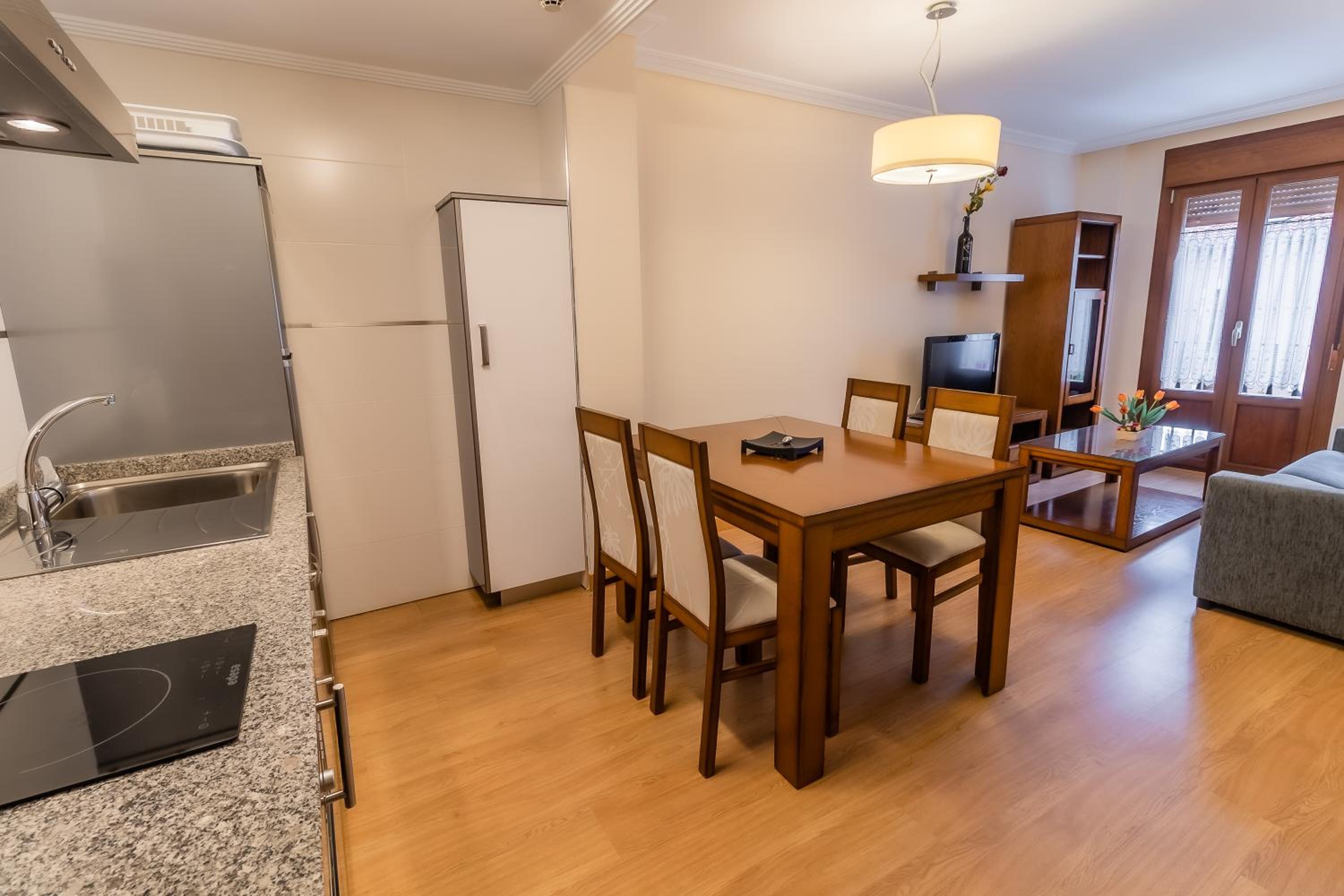 Apartamentos & casas rurales Santo Domingo de Silos