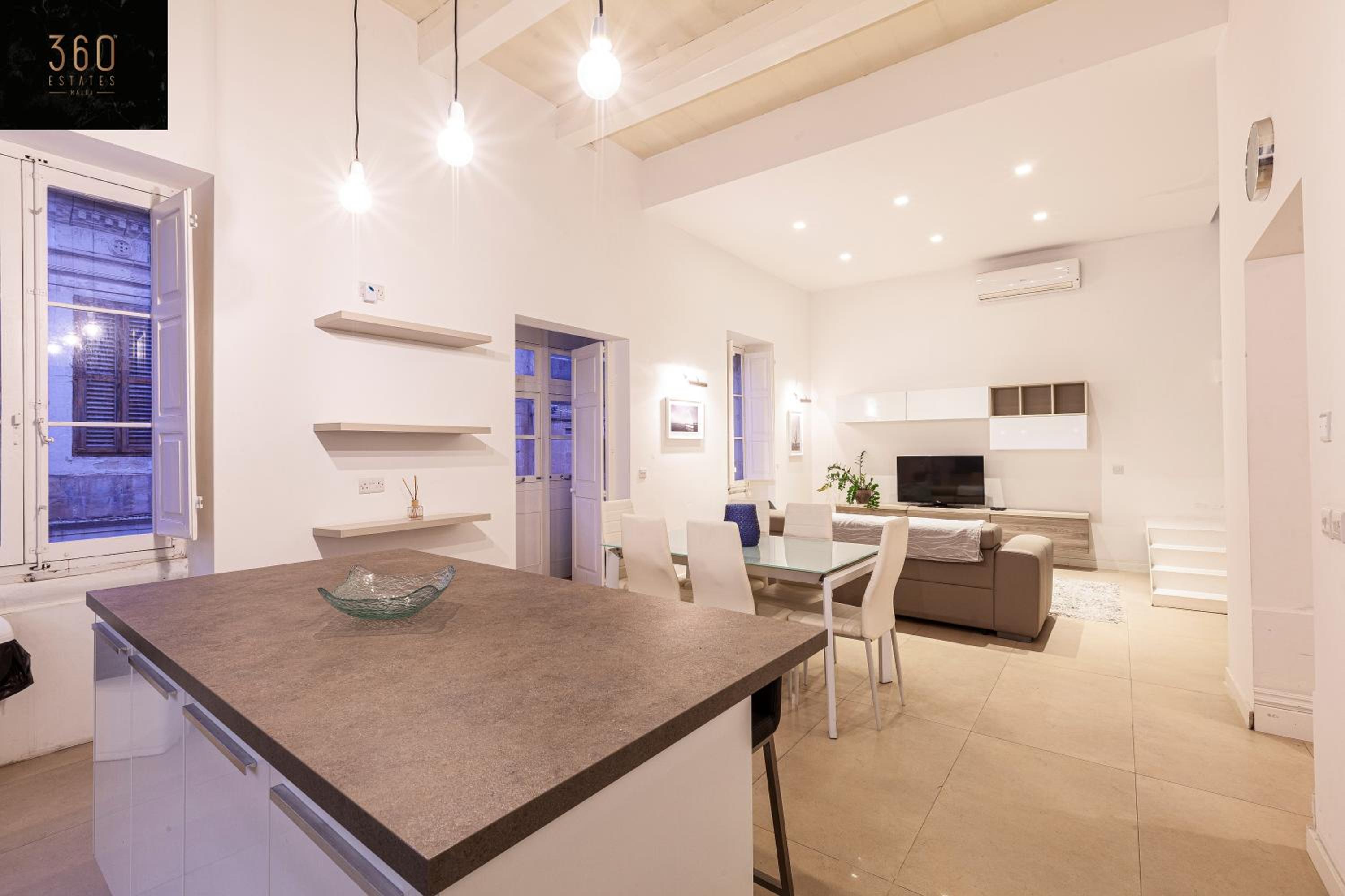 Sliema Ferries 4BR spacious Home with BBQ, Outdoor by 360 Estates view 4
