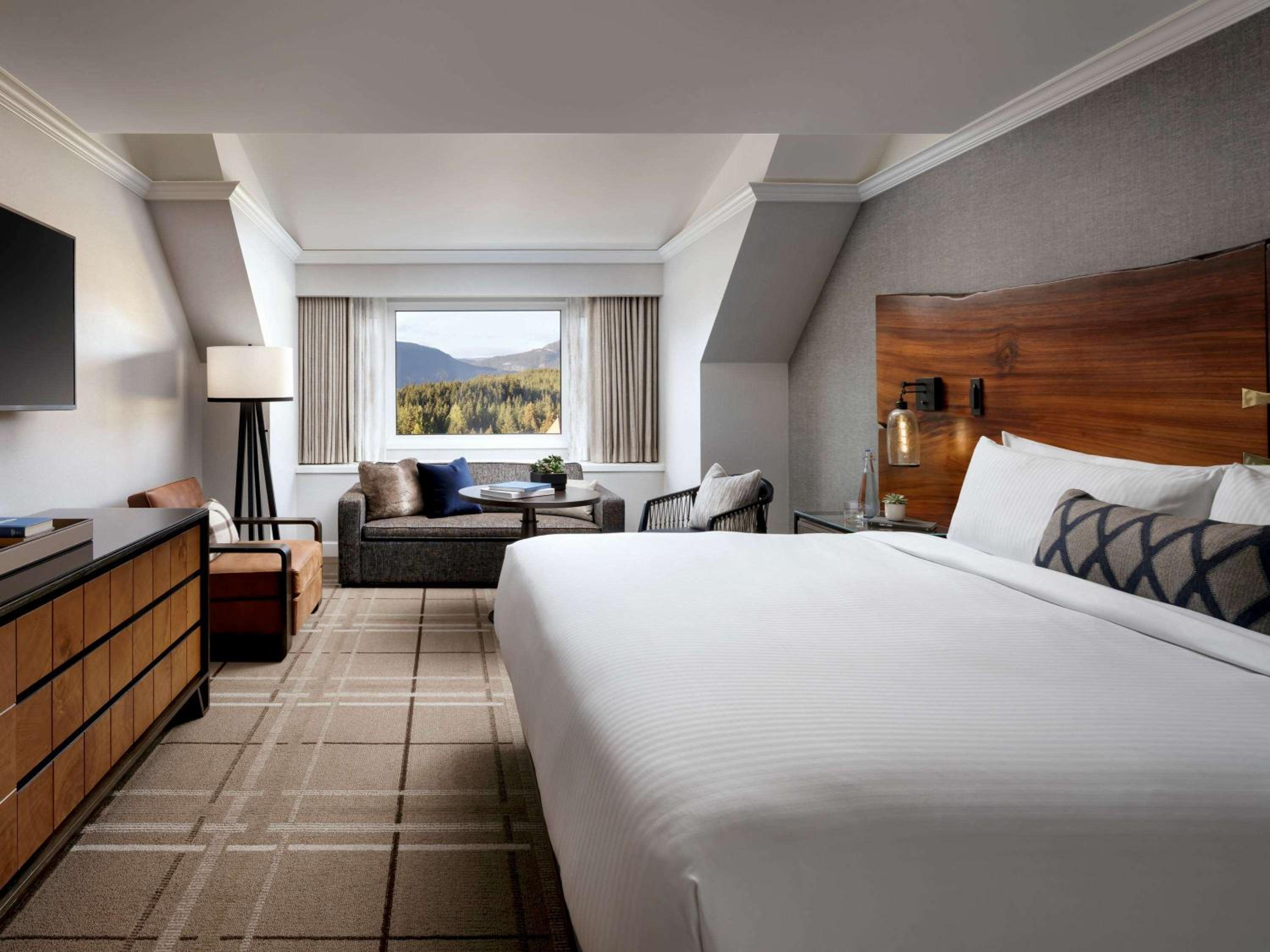 Fairmont Chateau Whistler 8