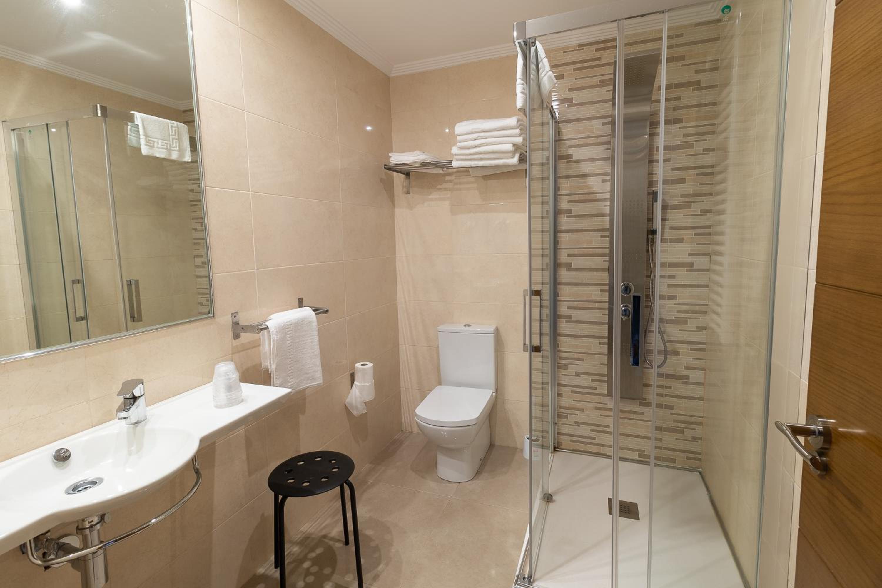 Apartamentos & casas rurales Santo Domingo de Silos