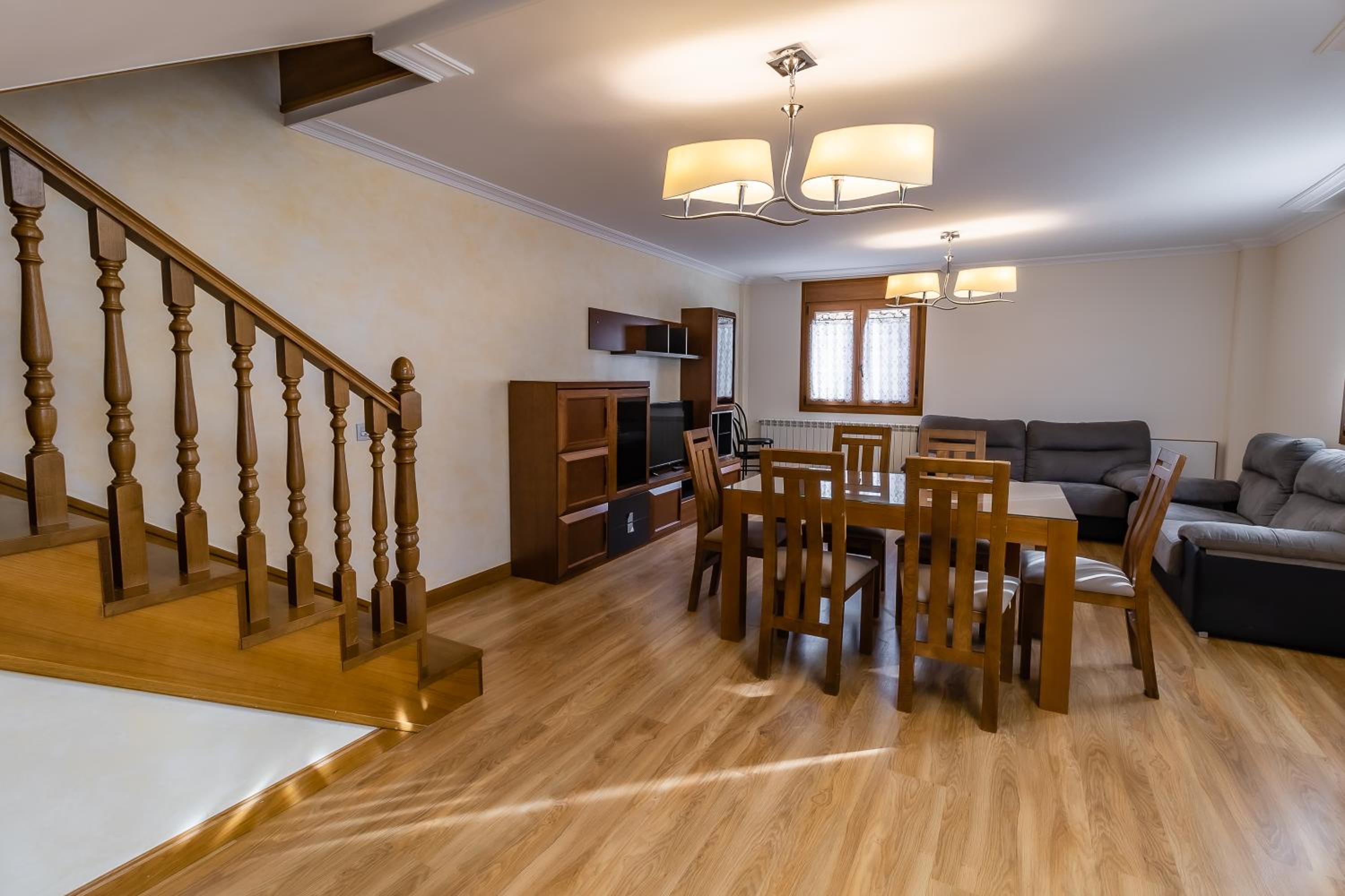 Apartamentos & casas rurales Santo Domingo de Silos