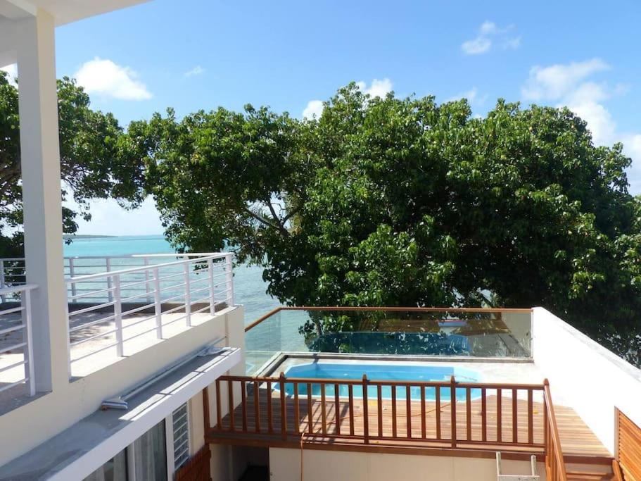 Villa la Perléatim, piscine privée, vue sur le lagon photo 2