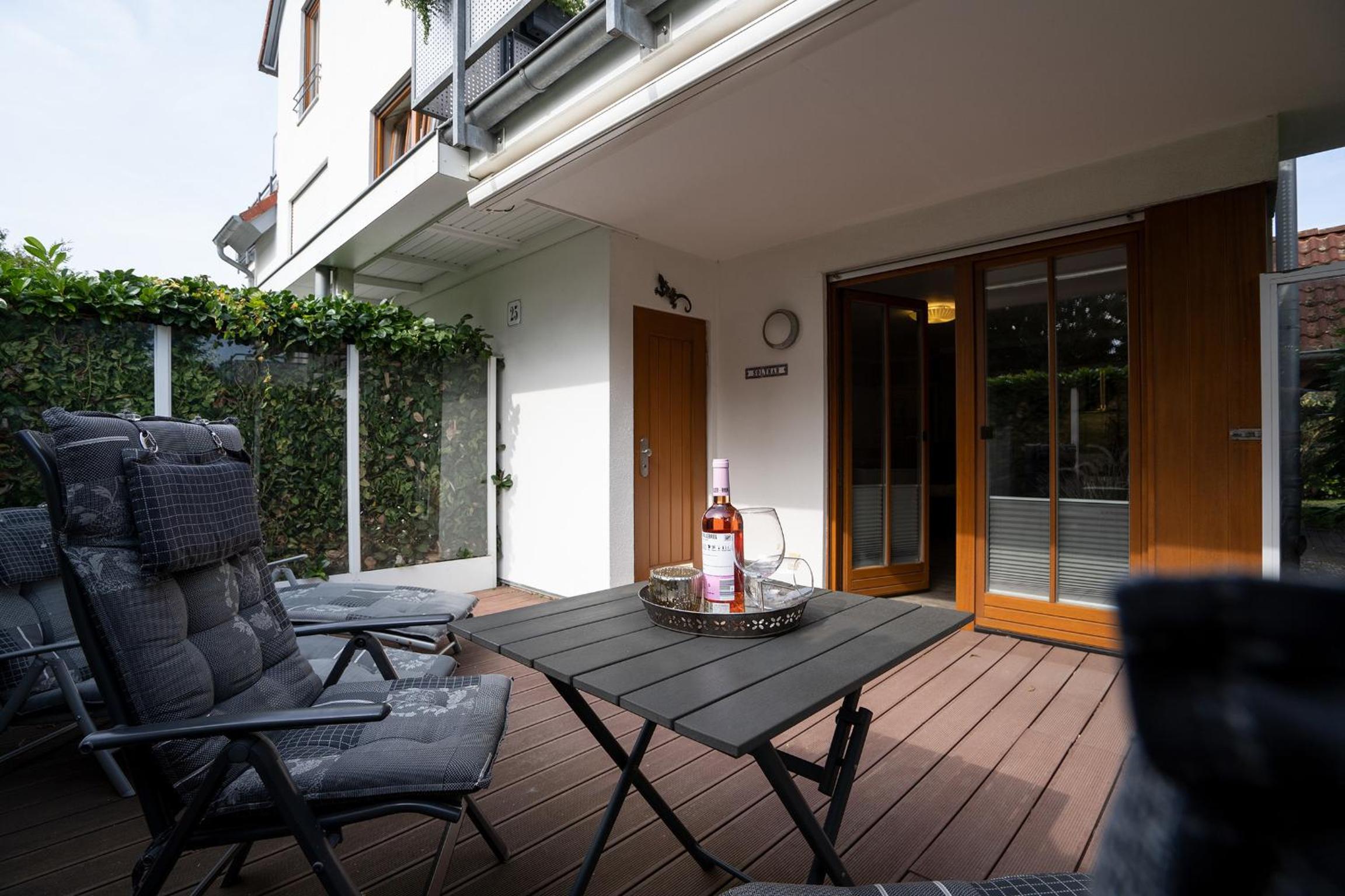 Premium Quartier Solymar Pelzerhaken - ein kleiner Hund willkommen