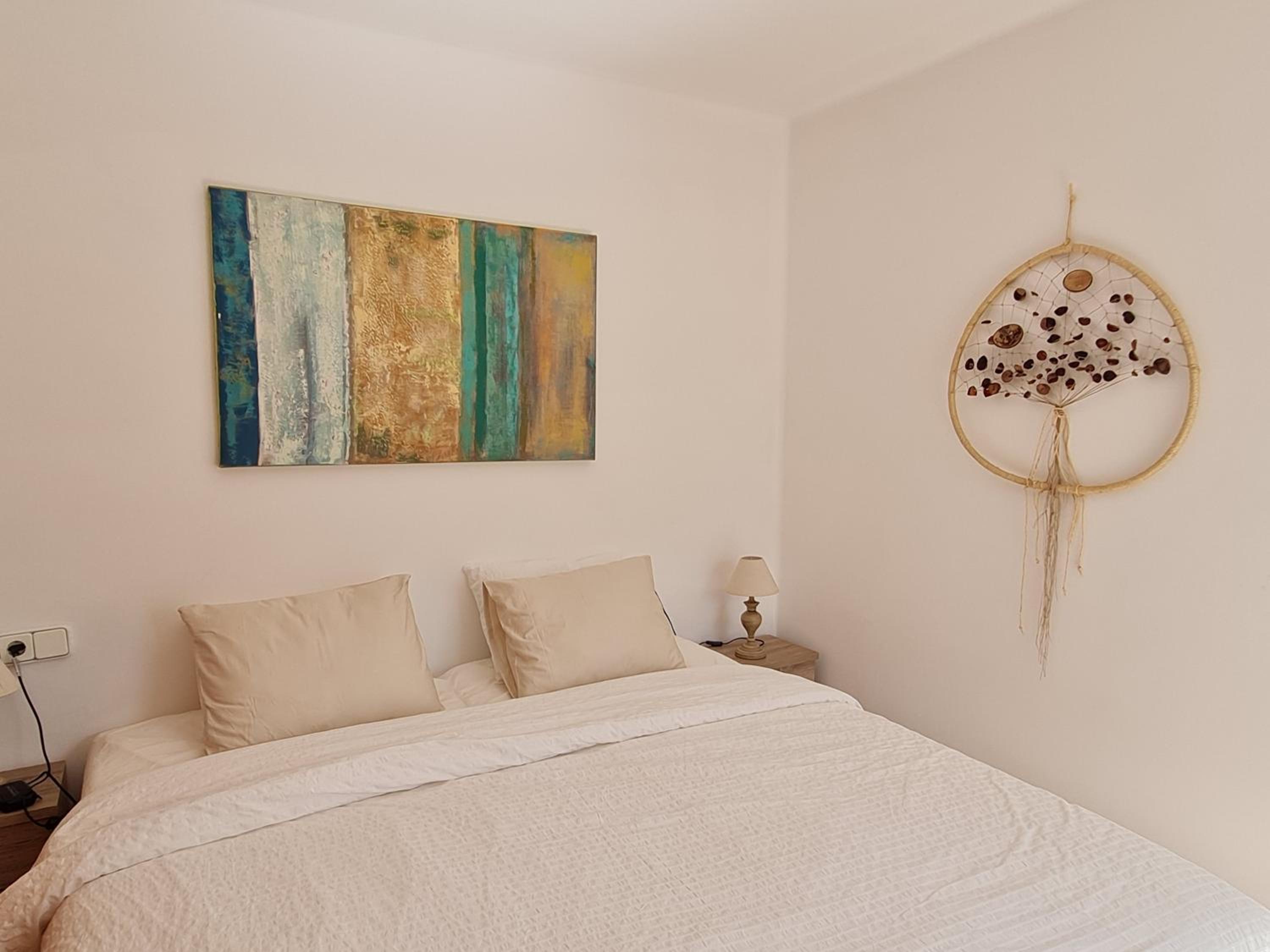 Cozy Waterman beach house photo 3