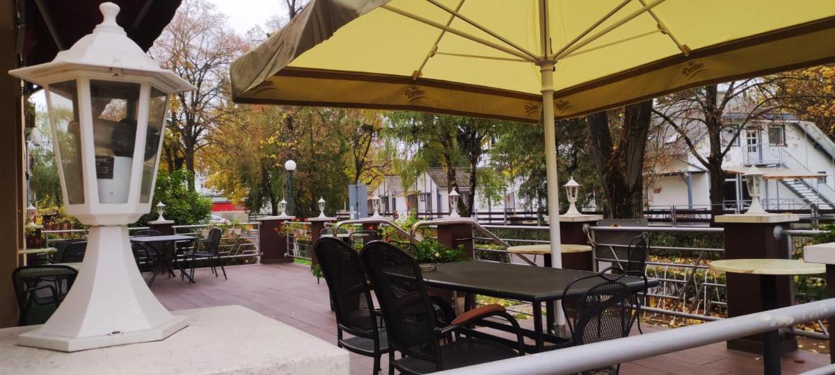 outdoor BBQ area