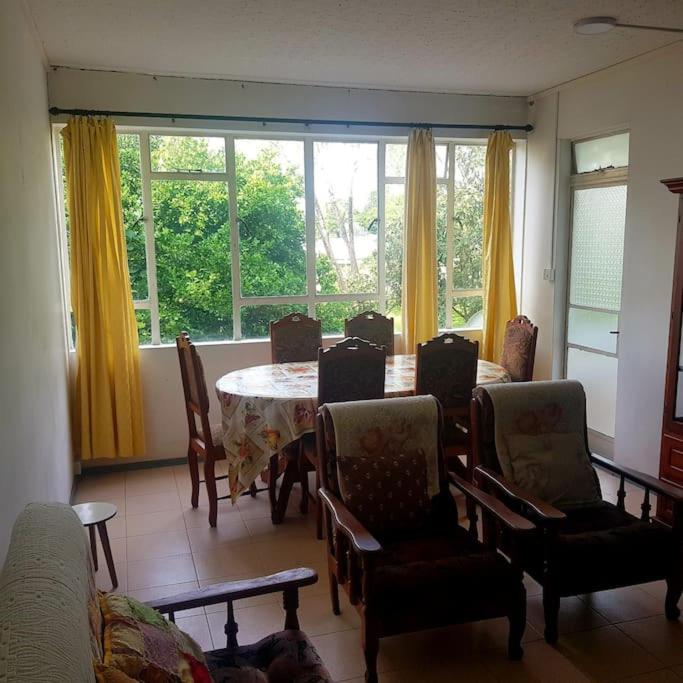 Appartement modeste au centre ville, tramway photo 4