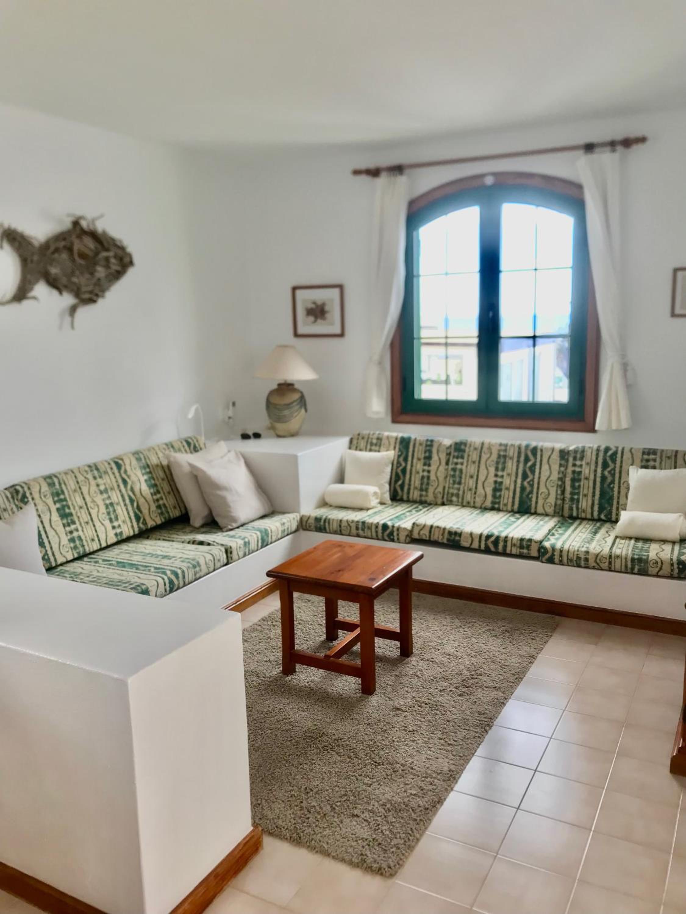Cozy Waterman beach house
