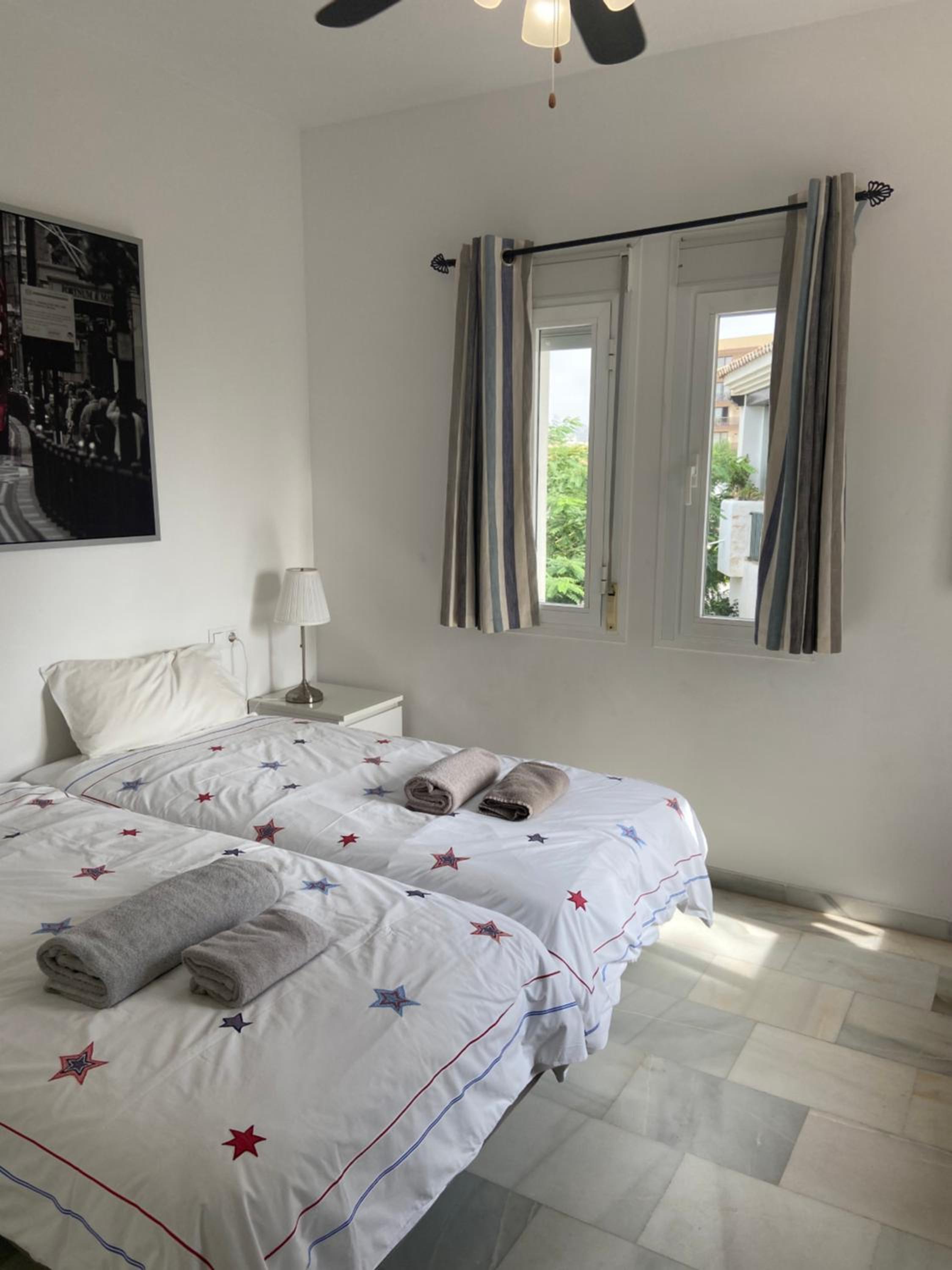 ARRUZAFA PLAYA Beachfront apartment La Cala de Mijas