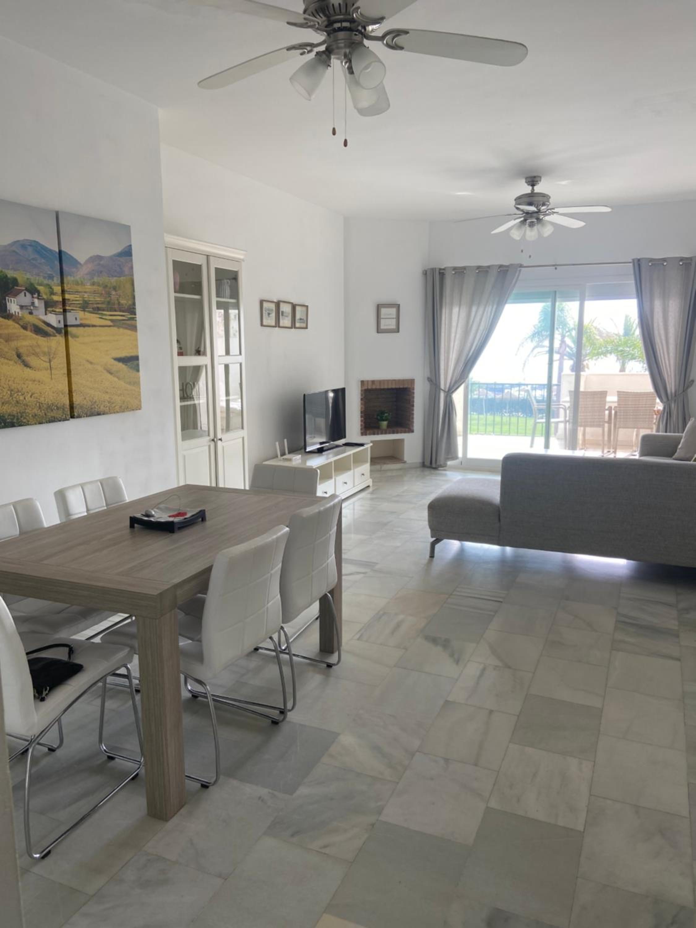 ARRUZAFA PLAYA Beachfront apartment La Cala de Mijas