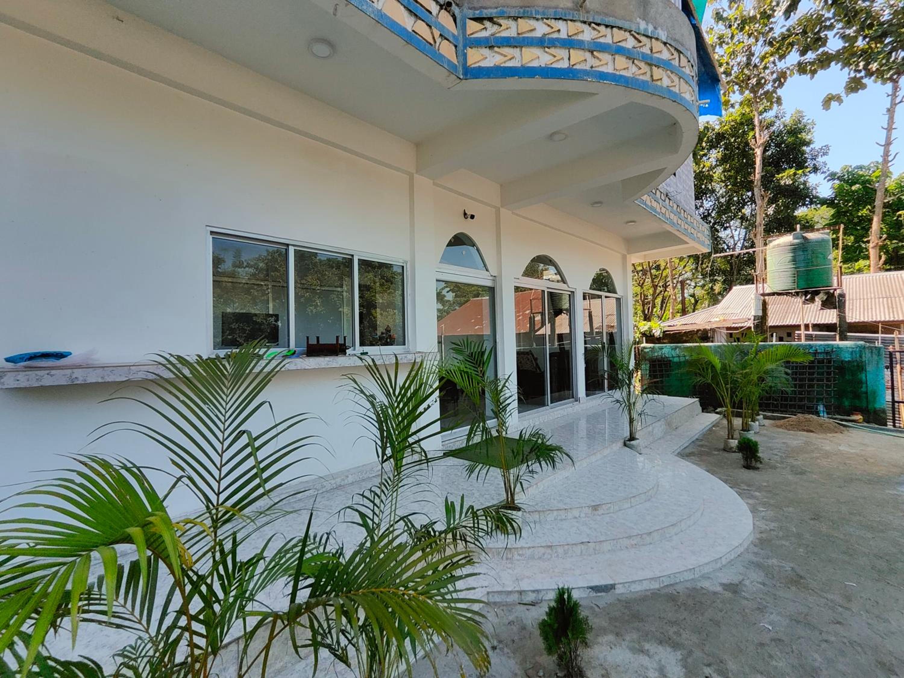 KRAZYROOMS, Kaziranga view 2