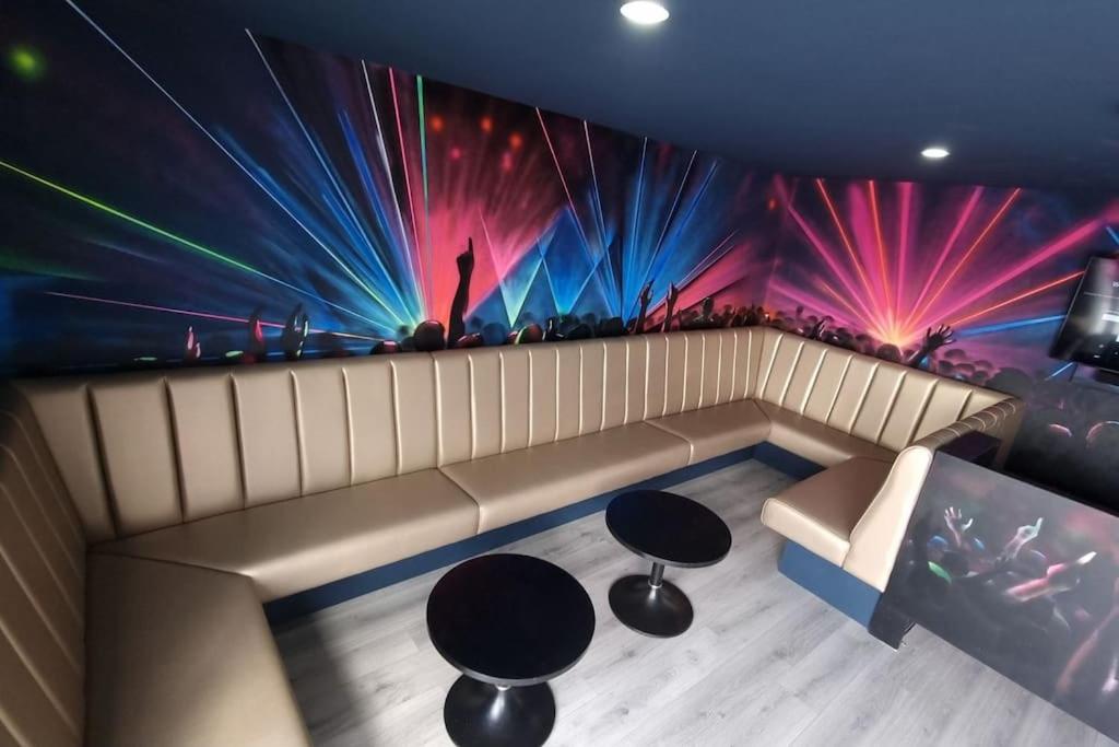 lounge