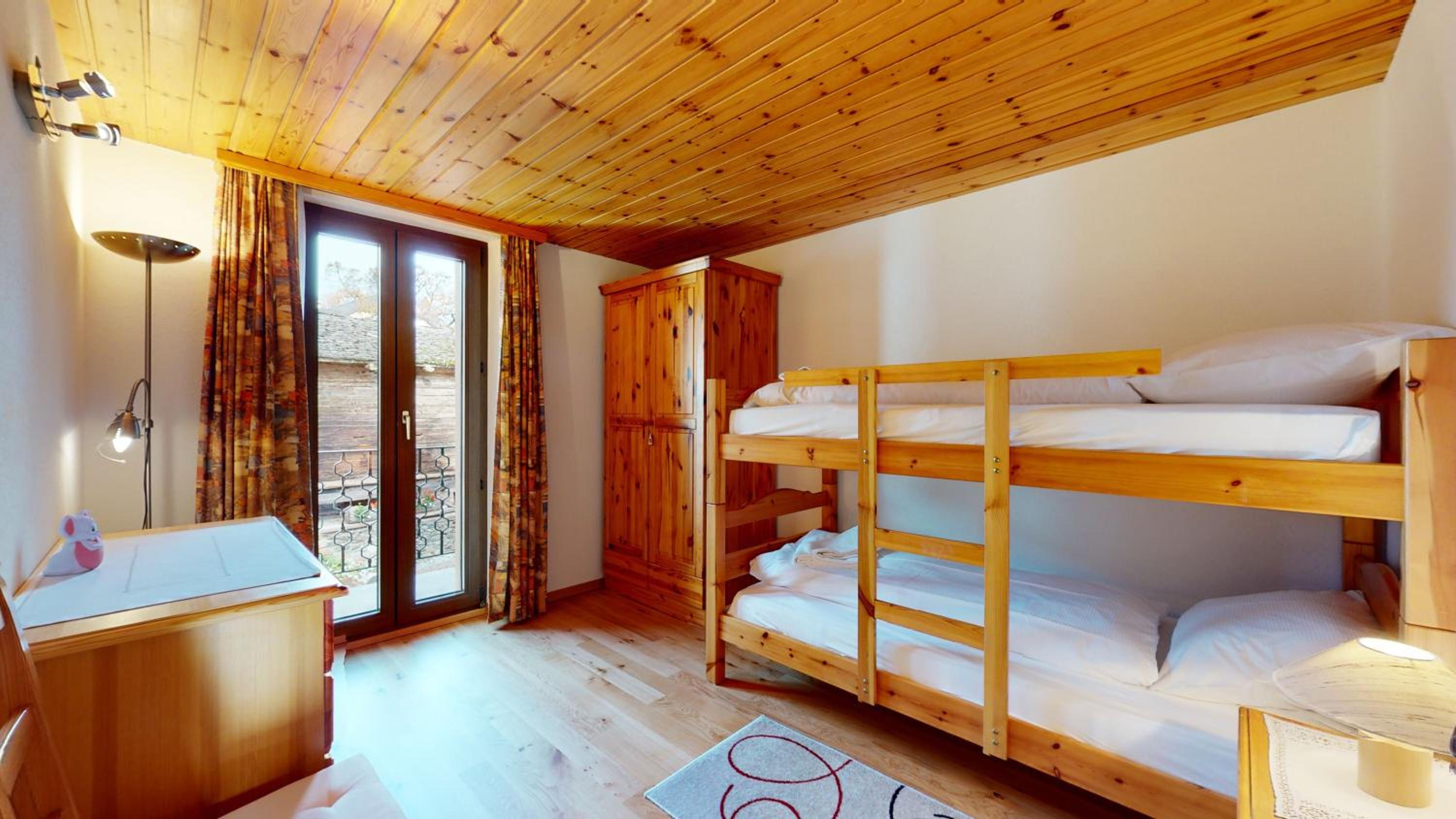 Superb family apartment in centre of the village of Vercorin