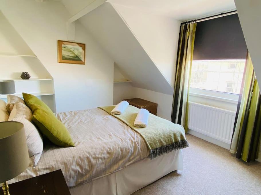 Chiswell Cottage a large family nr WPNSA & Beach view 3