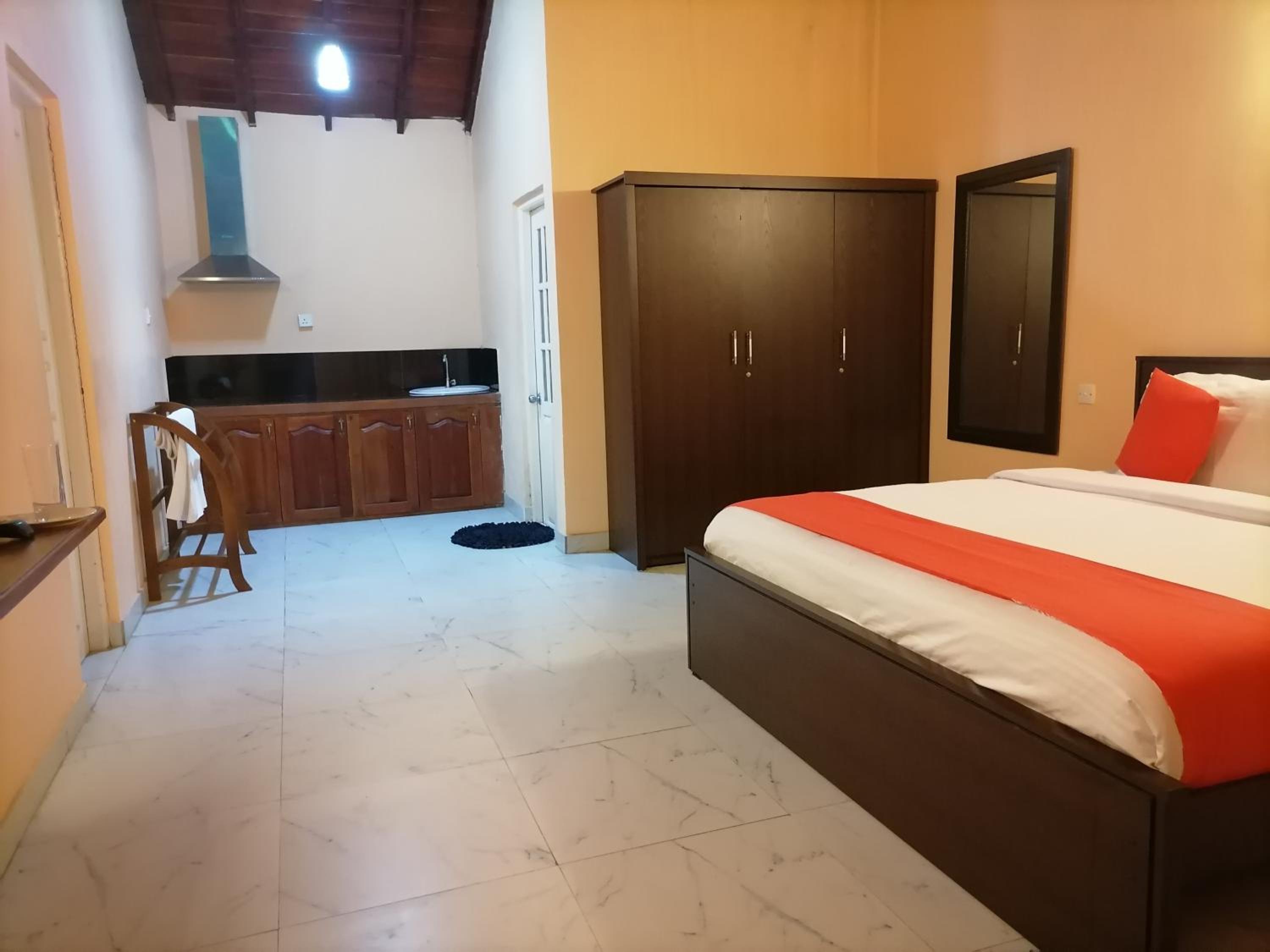 Maha Royal Hotel